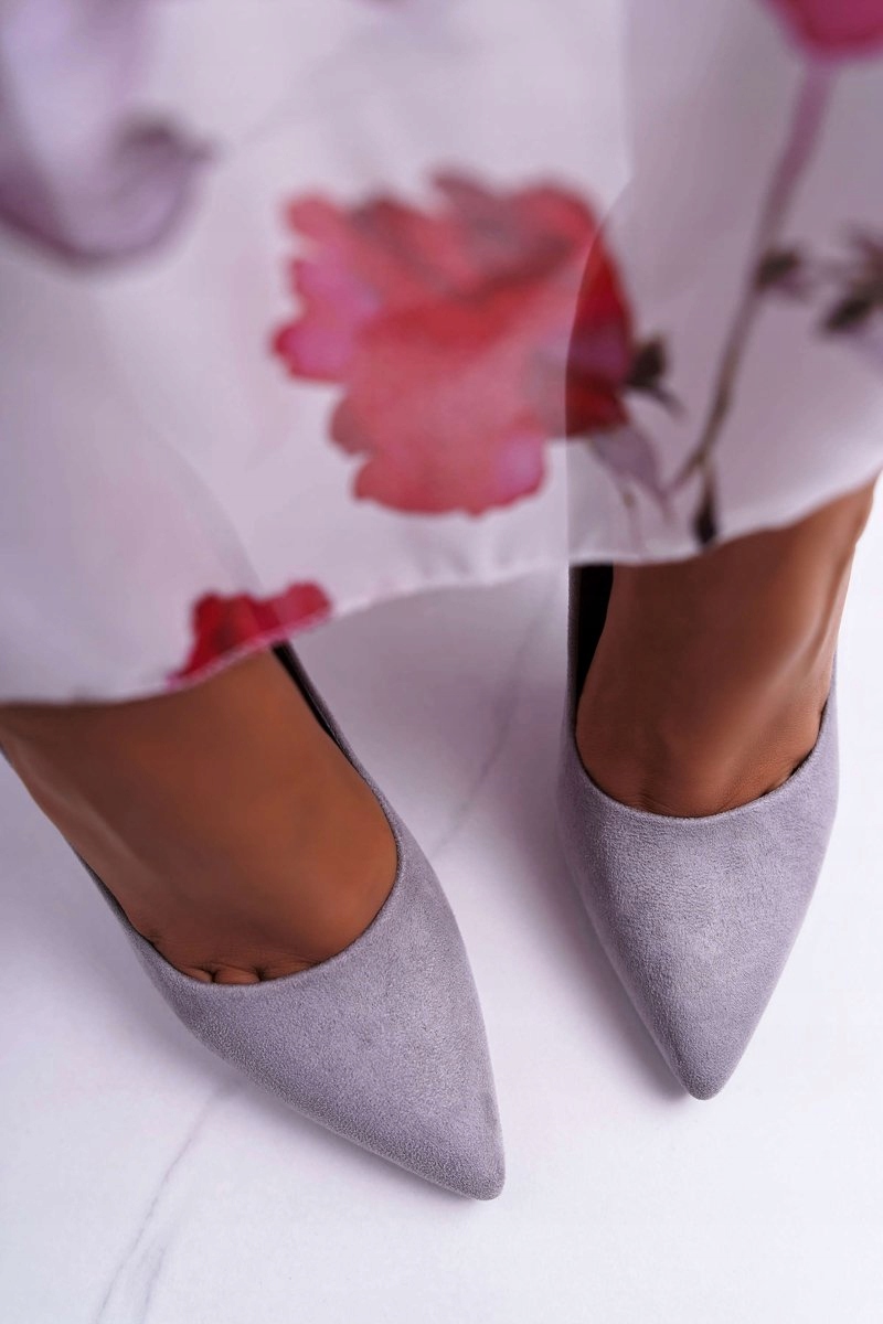 SZARE CZÓŁENKA SZPILKI ZAMSZOWE W SZPIC 36 Wzór dominujący bez wzoru