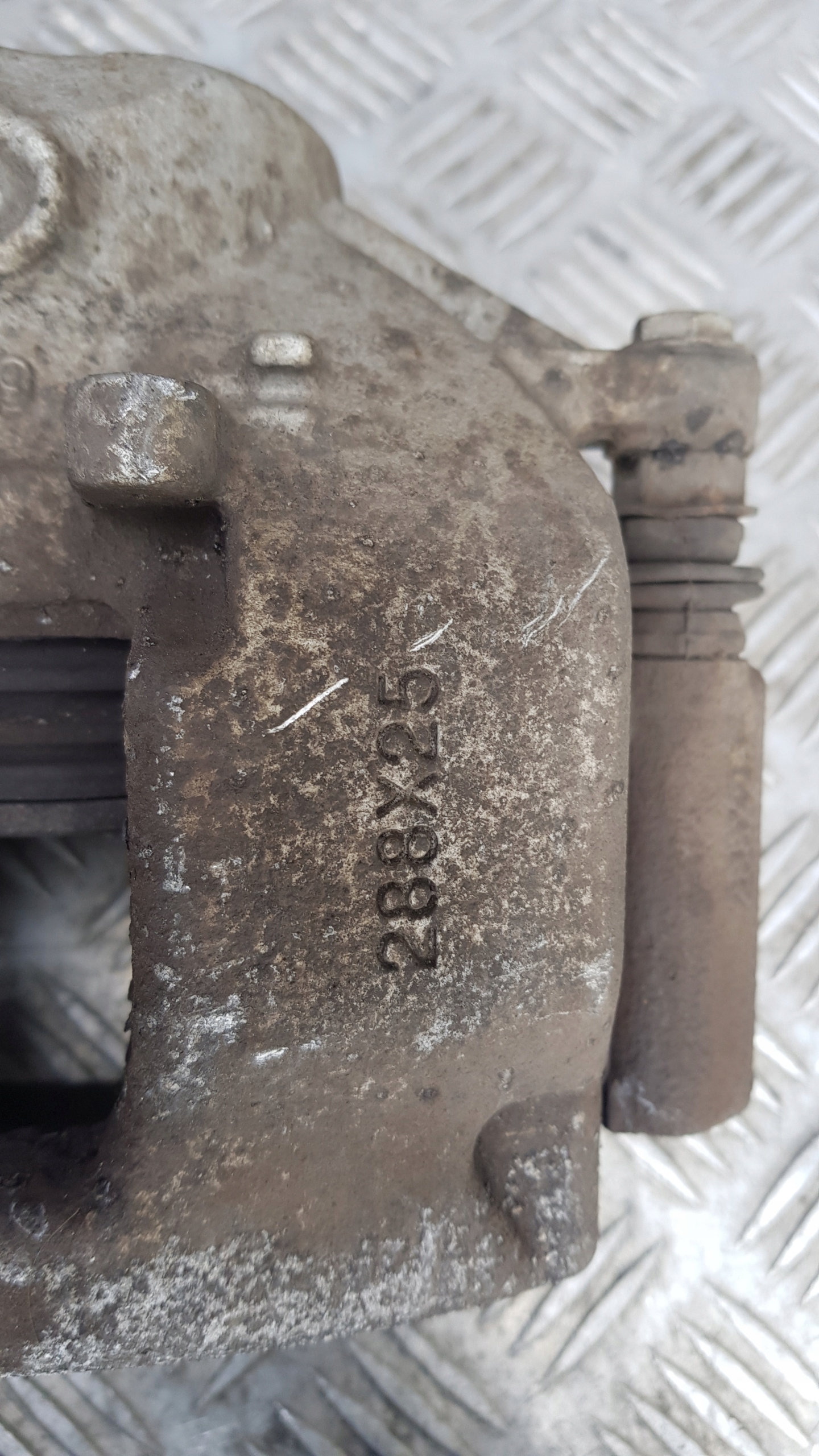 MERCEDES W204 2.2 CDI 288X25 caliper brake left front
