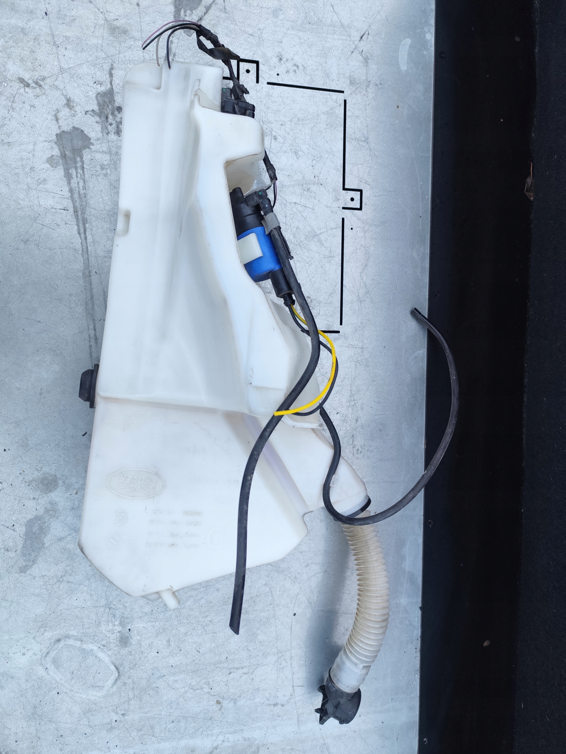 JAGUAR XE X760 washer fluid tank