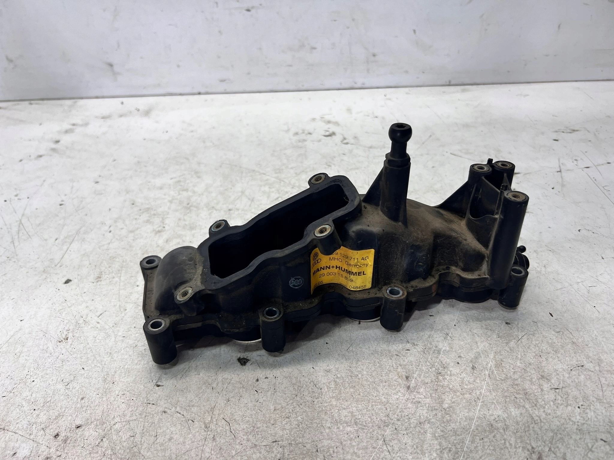intake manifold AUDI A4 B7 A6 C6 2.7 3.0 TDI 059129711AG