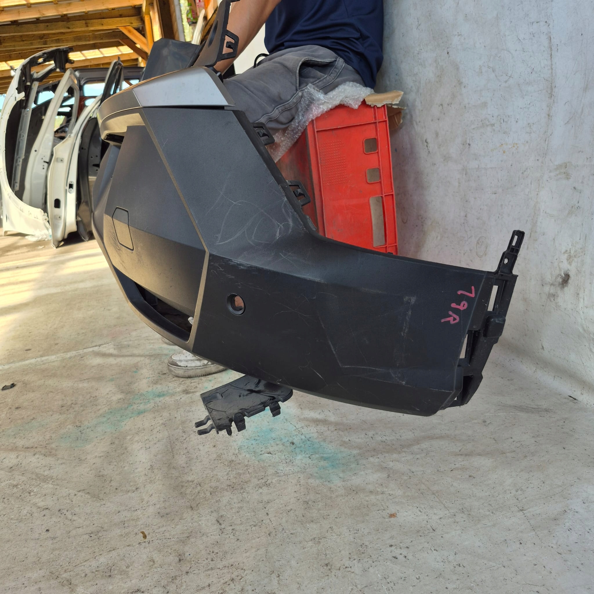 PEUGEOT 3008 III 23- bumper rear part rear PDC