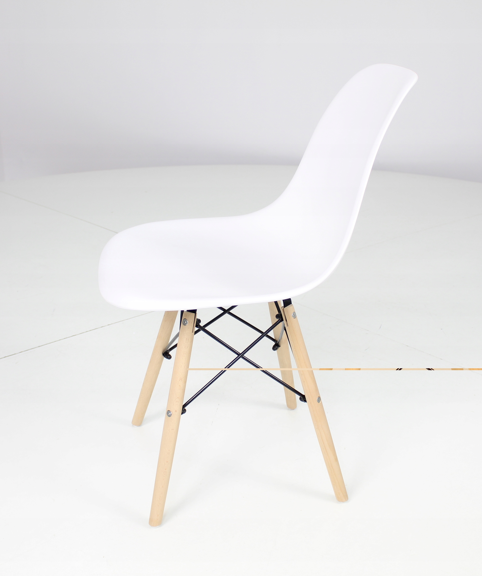 4 BIAŁE krzesła SKANDYNAWSKIE STÓŁ SONOMA KUCHNIA Liczba elementów w zestawie 4