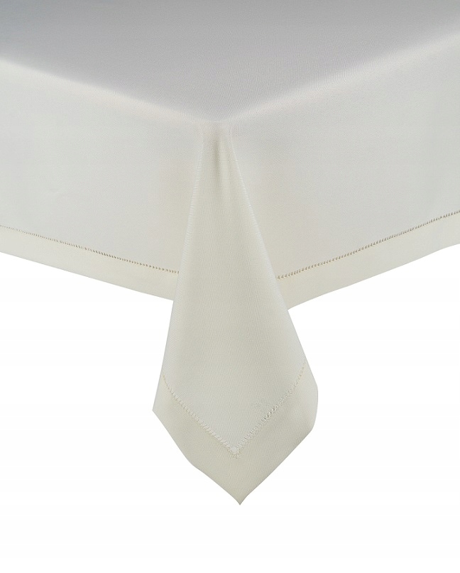 Obrus z mereżką 140x240 krem