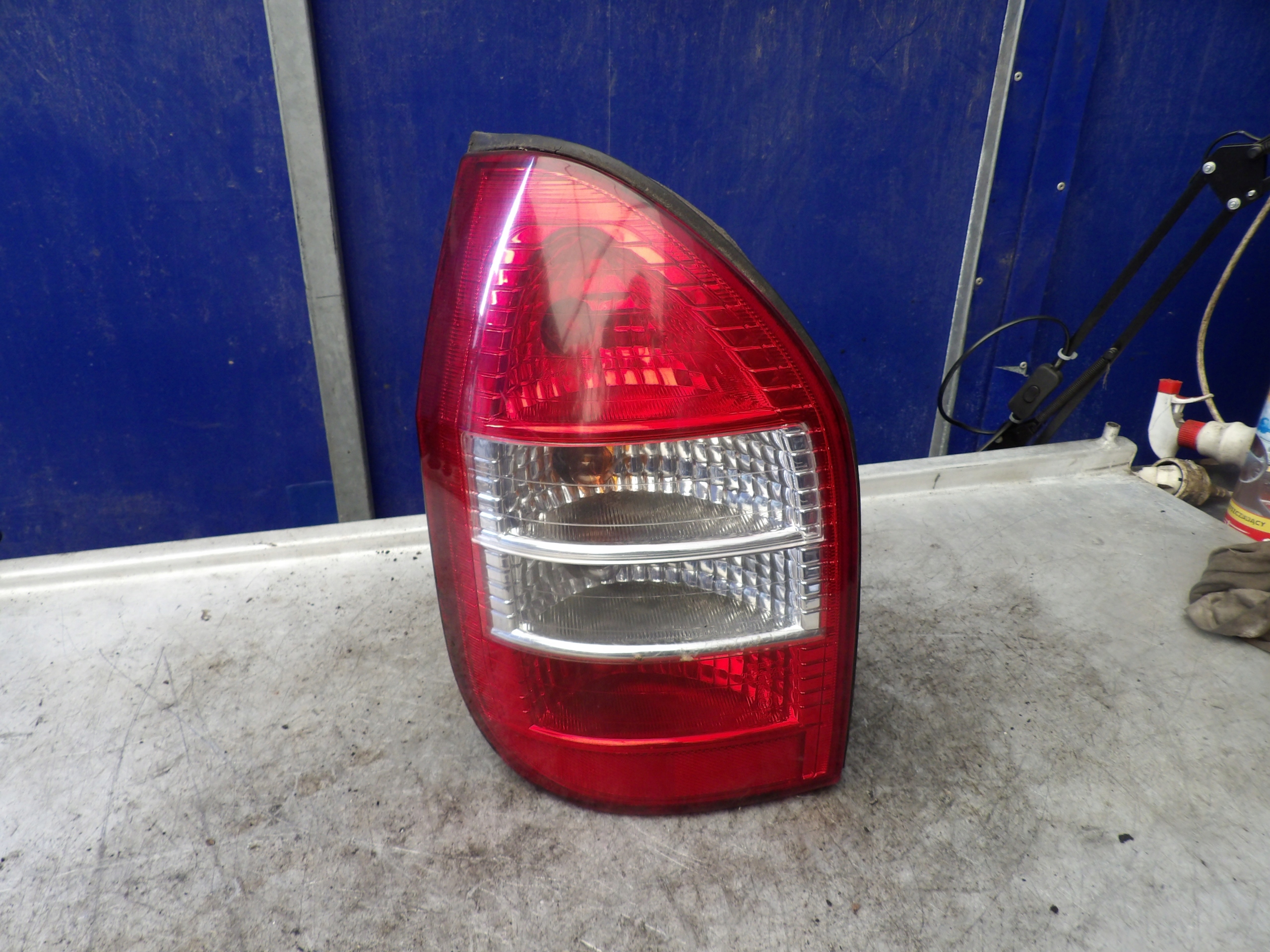 Opel Zafira A light rear left 01-442-1923-L