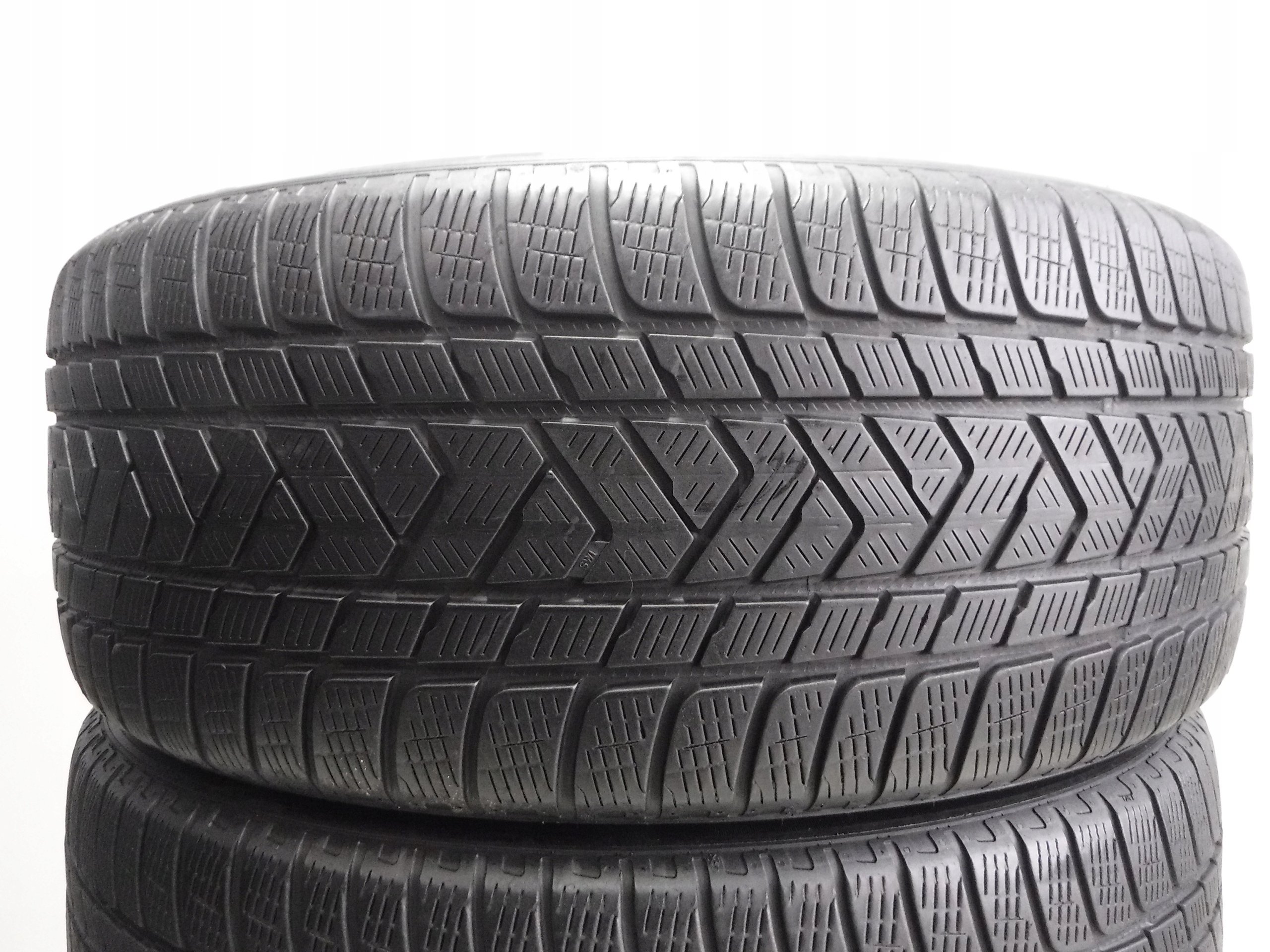 OPONY ZIMOWE PIRELLI SCORPION WINTER 275 45 21 110 Production Year 2018