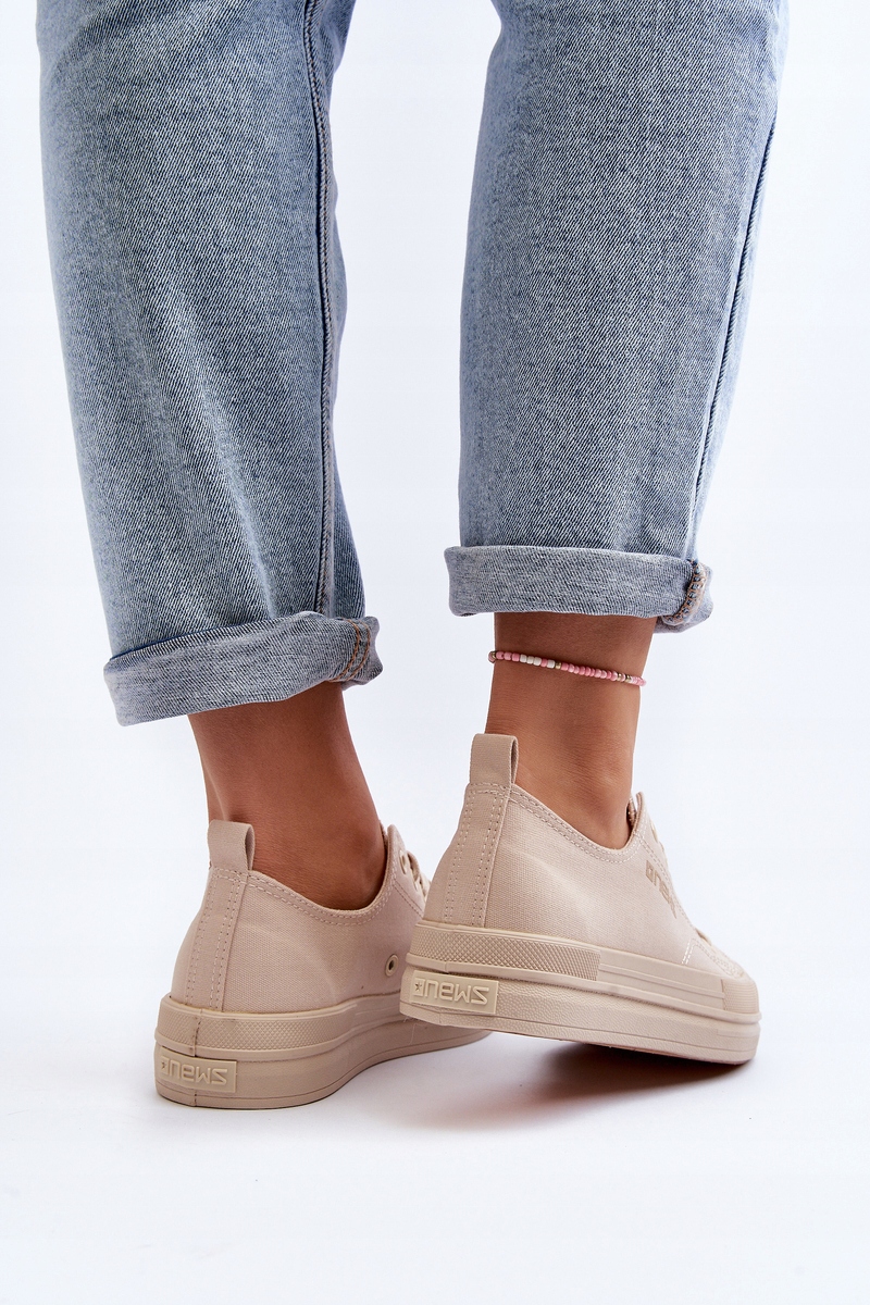 TRAMPKI DAMSKIE MATERIAŁOWE KLASYCZNE BEŻOWE 39 Płeć kobieta