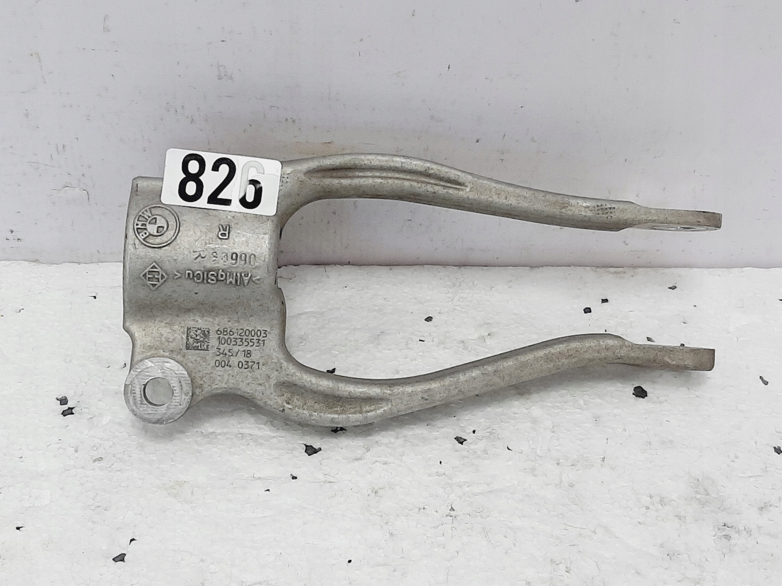 Uchwyt mocowanie amortyzatora PRAWY BMW G30 G11