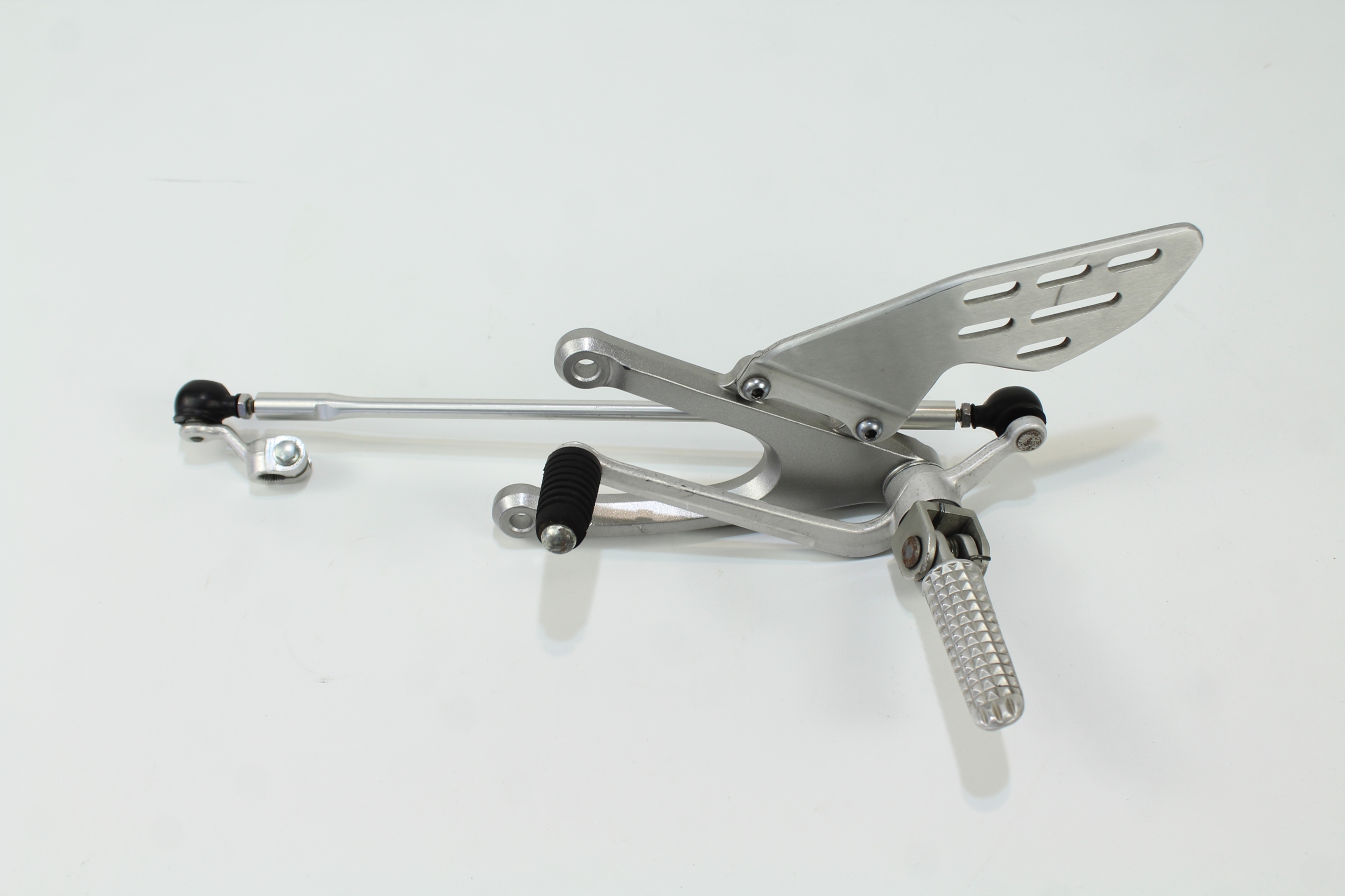 99001m142 - YAMAHA YZF-R1 RN19 07-08 установить левый передний драйвер