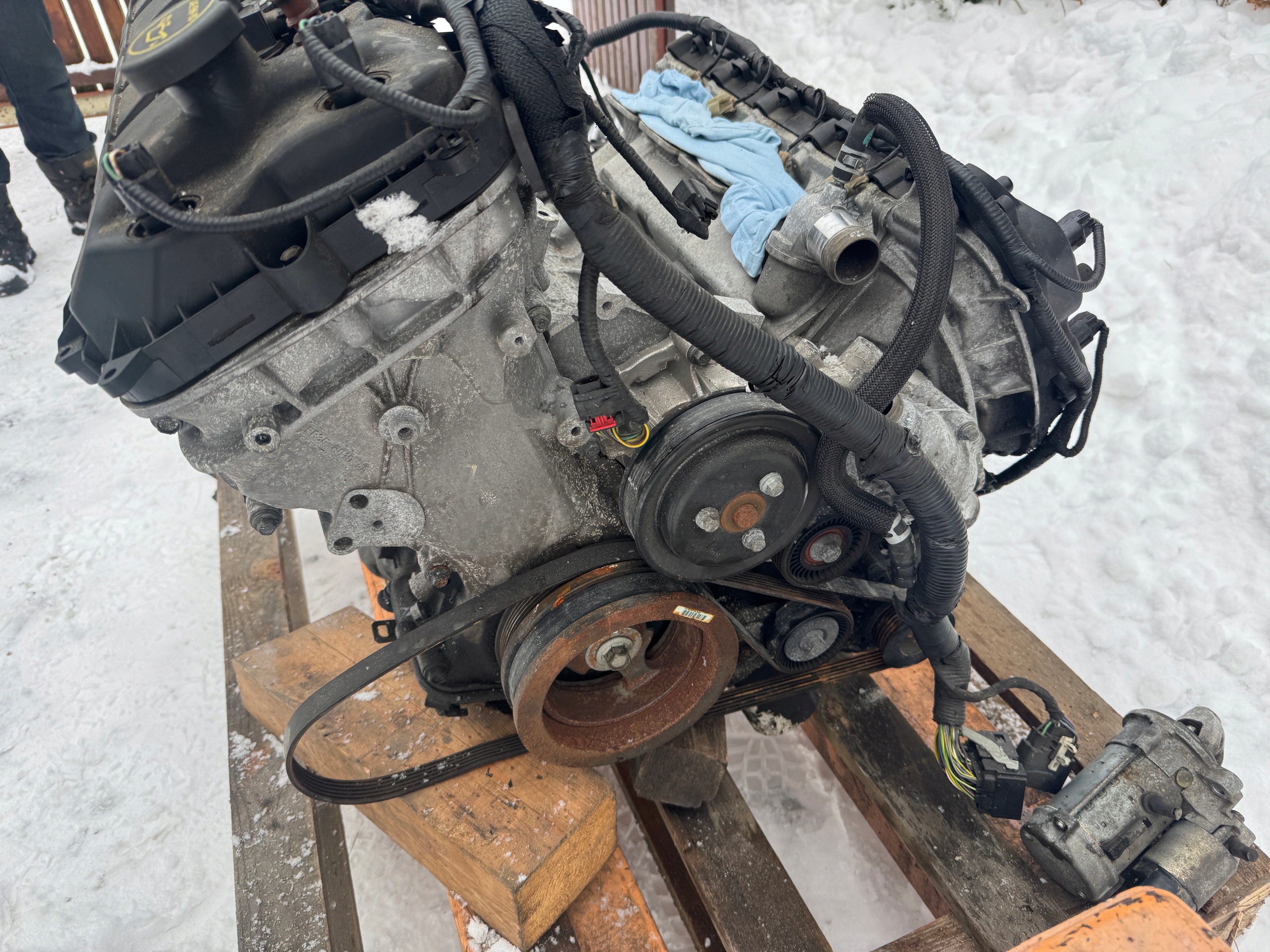 MUSTANG 2017 5.0 GT Двигатель V8 легальные N570A