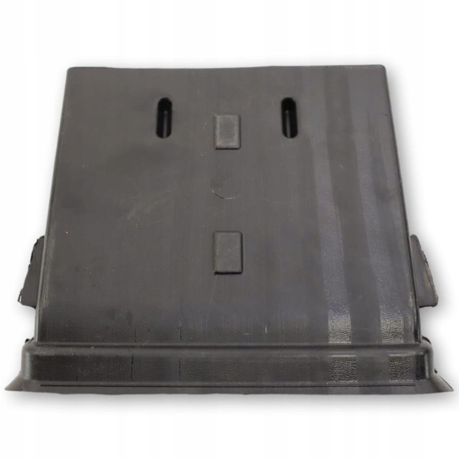 1008302-00-E - TESLA MODEL S LIFT ВОЗДУШНЫЙ КАНАЛ КОСОЛИ