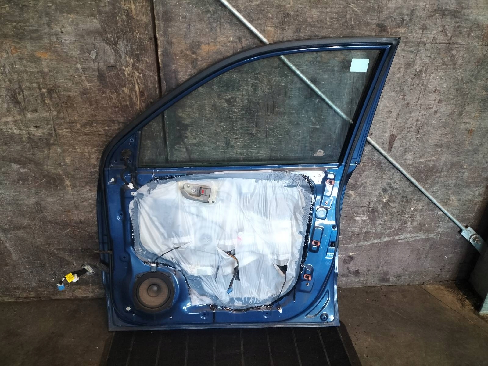 door complete right front HYUNDAI TUCSON and OL MARIANE BLUE