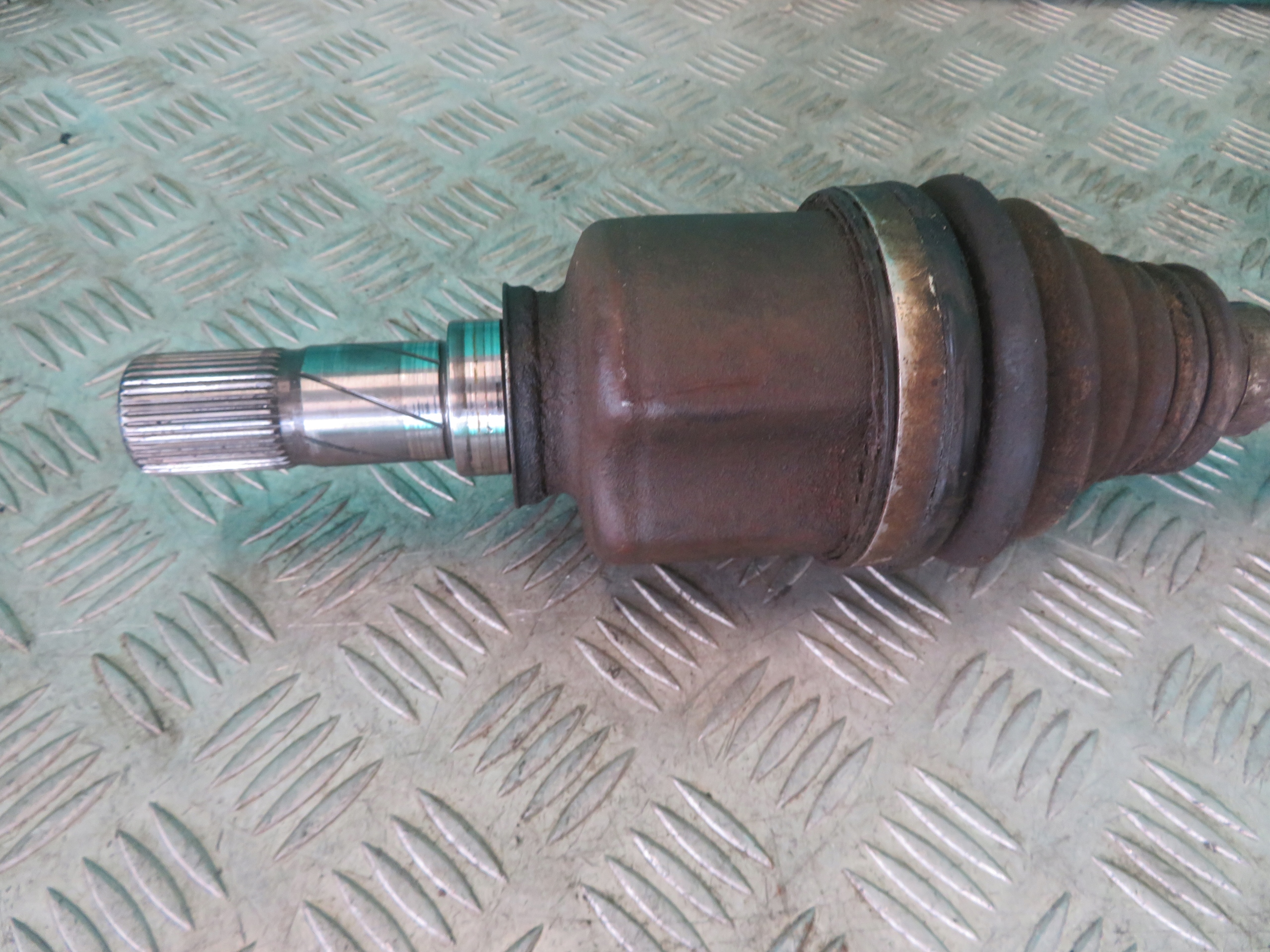 left semi-axis OPEL VIVARO RENAULT TRAFIC 17R 93453896