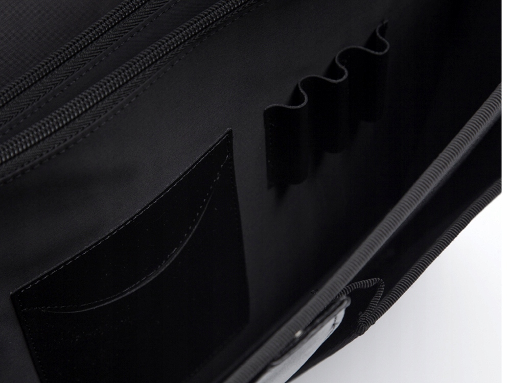 MODNA AKTÓWKA TECZKA LISTONOSZKA SOLOME Materiał dominujący skóra ekologiczna