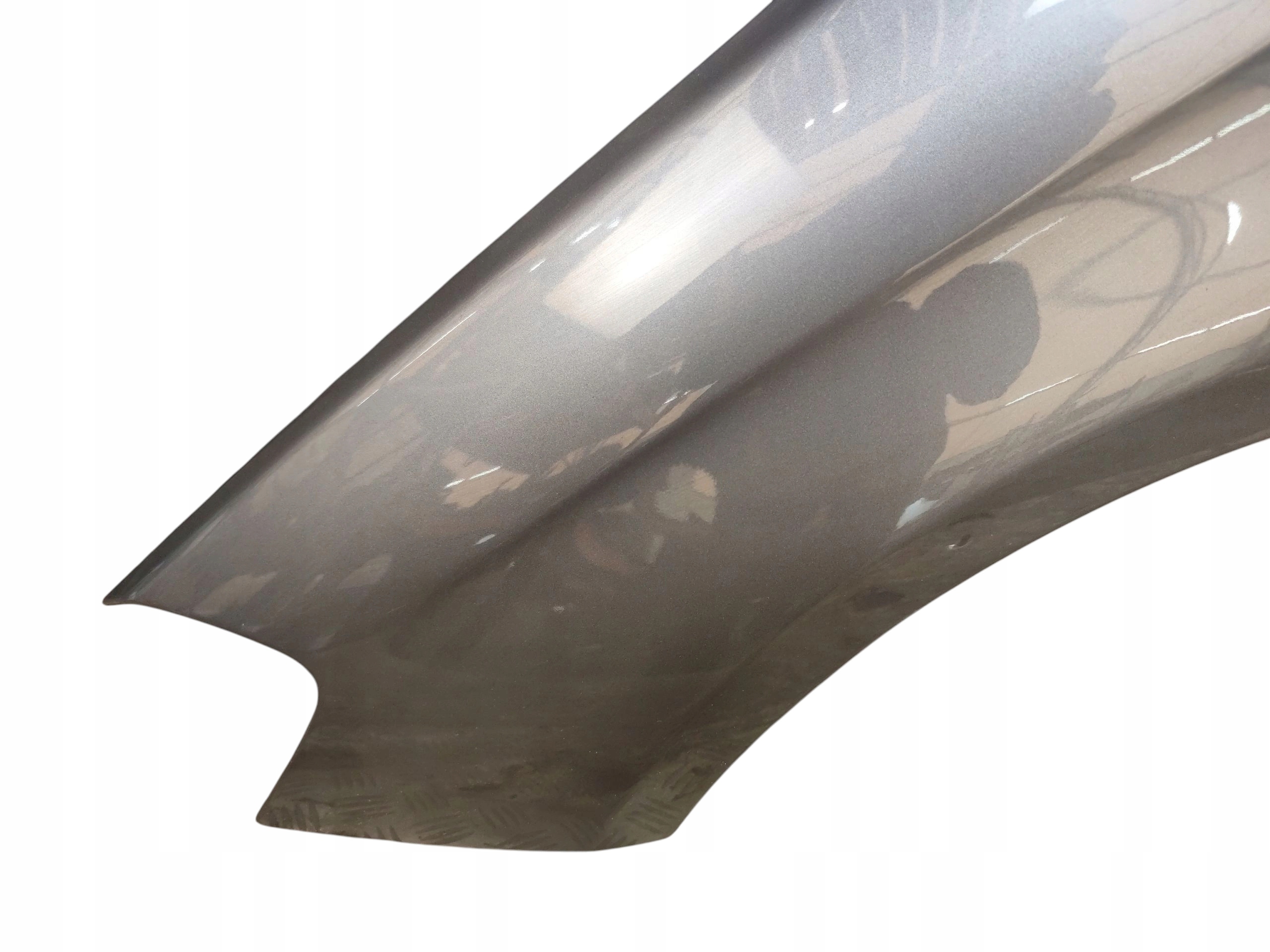 fender left front MERCEDES B W246 LAK: 787 (11-14)