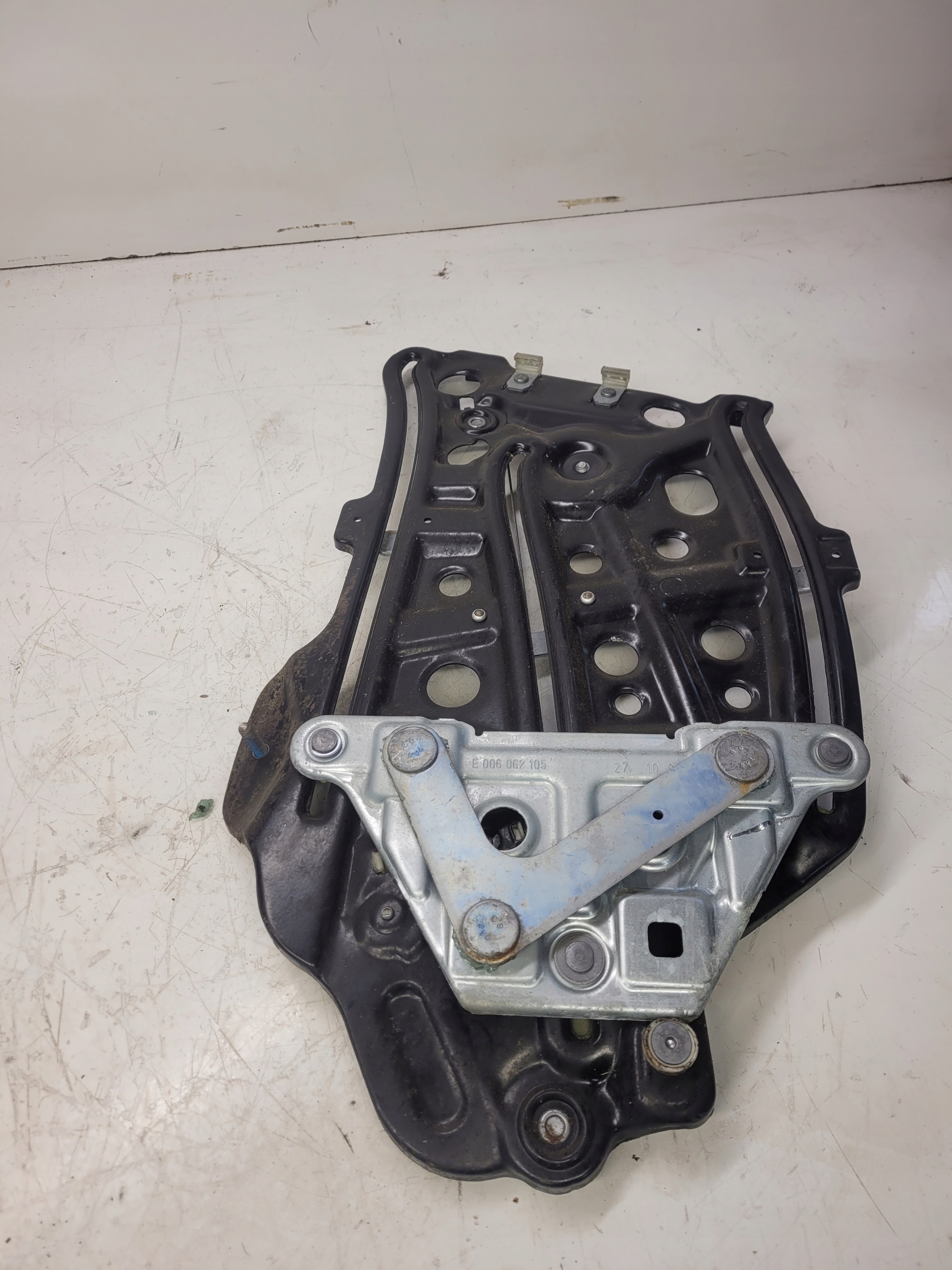 mechanism windows left rear part AUDI A3 CABRIO 8P7839397C