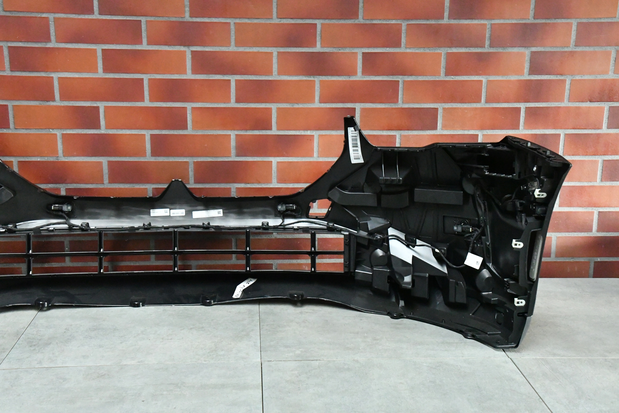 bumper front front BMW 5 G60 G61 BLACK SAPPHIRE 475 USA