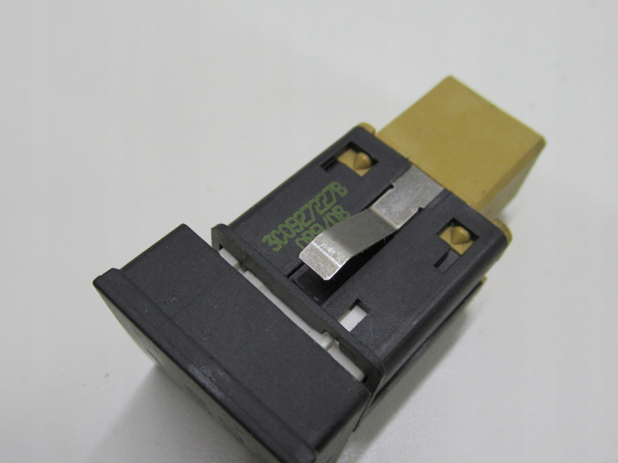 VW PASSAT B6 switch AUTO HOLD 3C0927227B