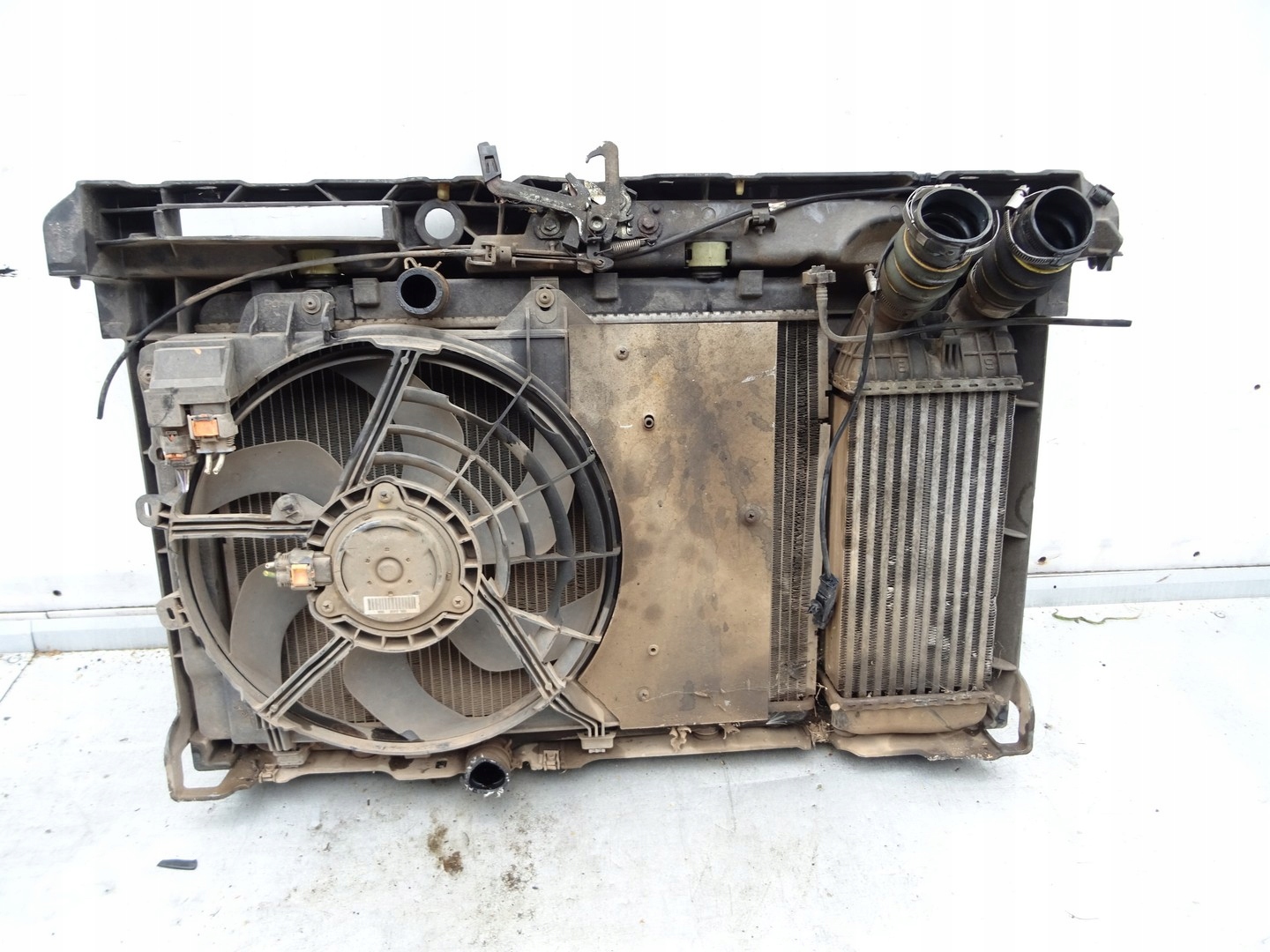 CITROEN C3 PICASSO CHŁODNICE WENTYLATOR 1.6 HDI Producent części Citroen OE