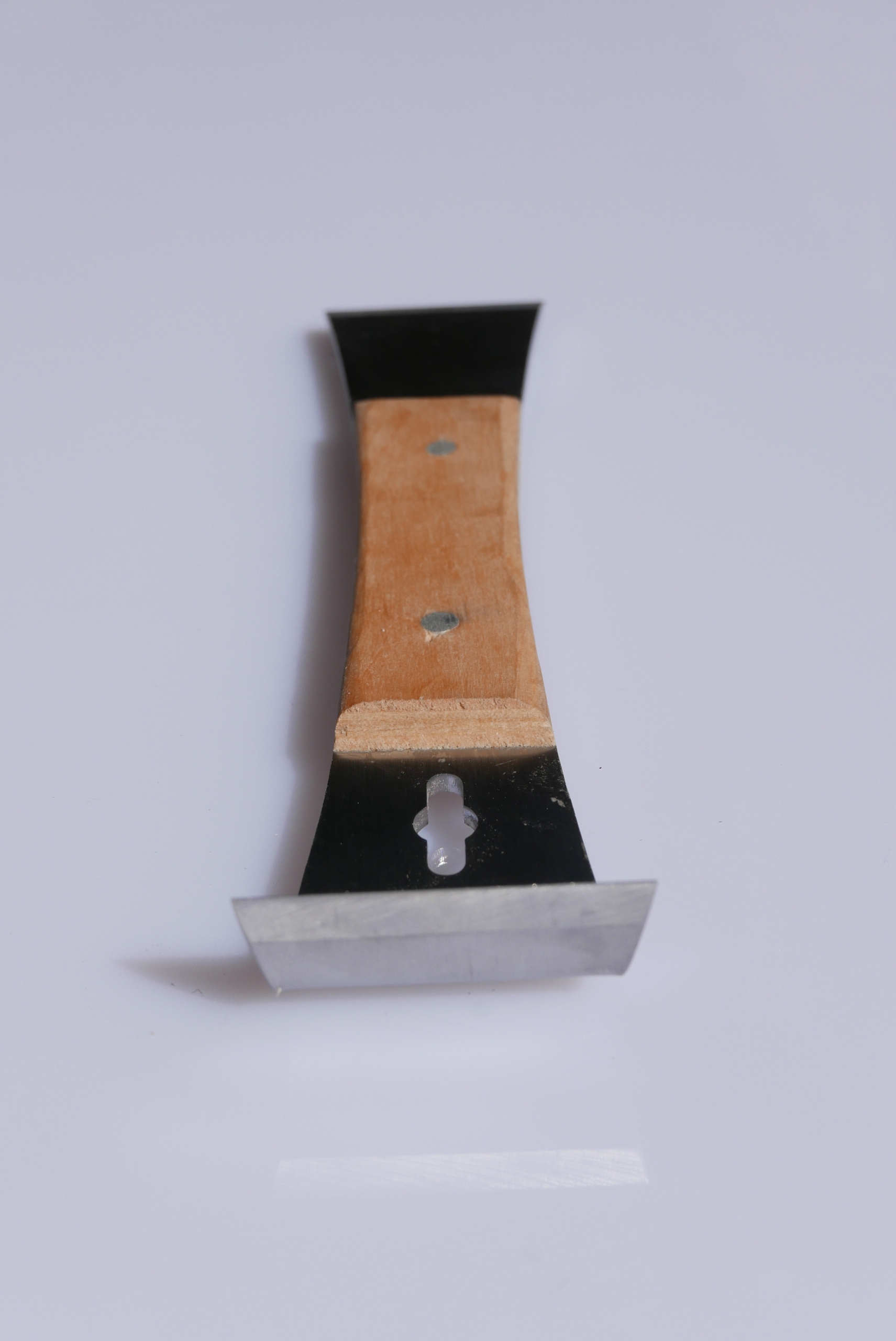 

Dłuto pszczelarskie nierdzewne w oprawie