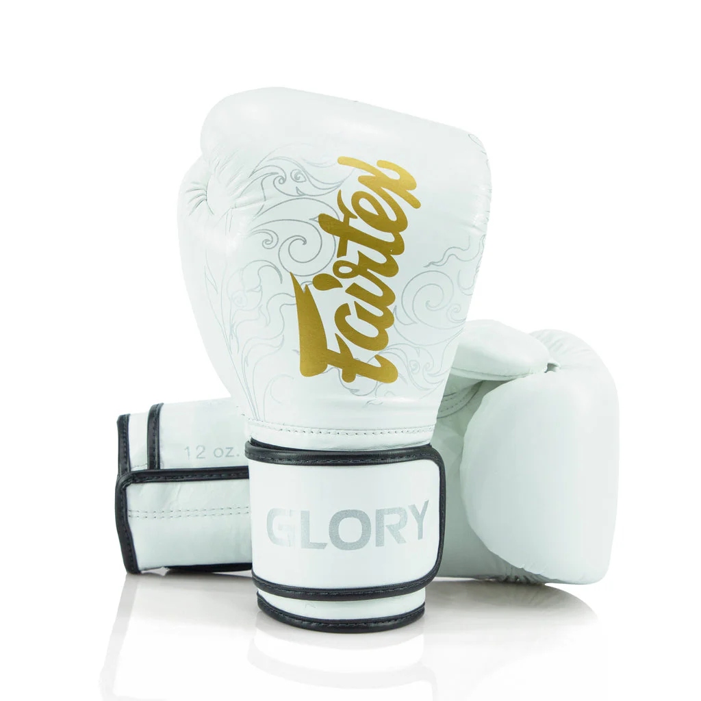 Boxerské Rukavice Fairtex BGVG3 „glory“ (bílá/stříbrná) 12oz