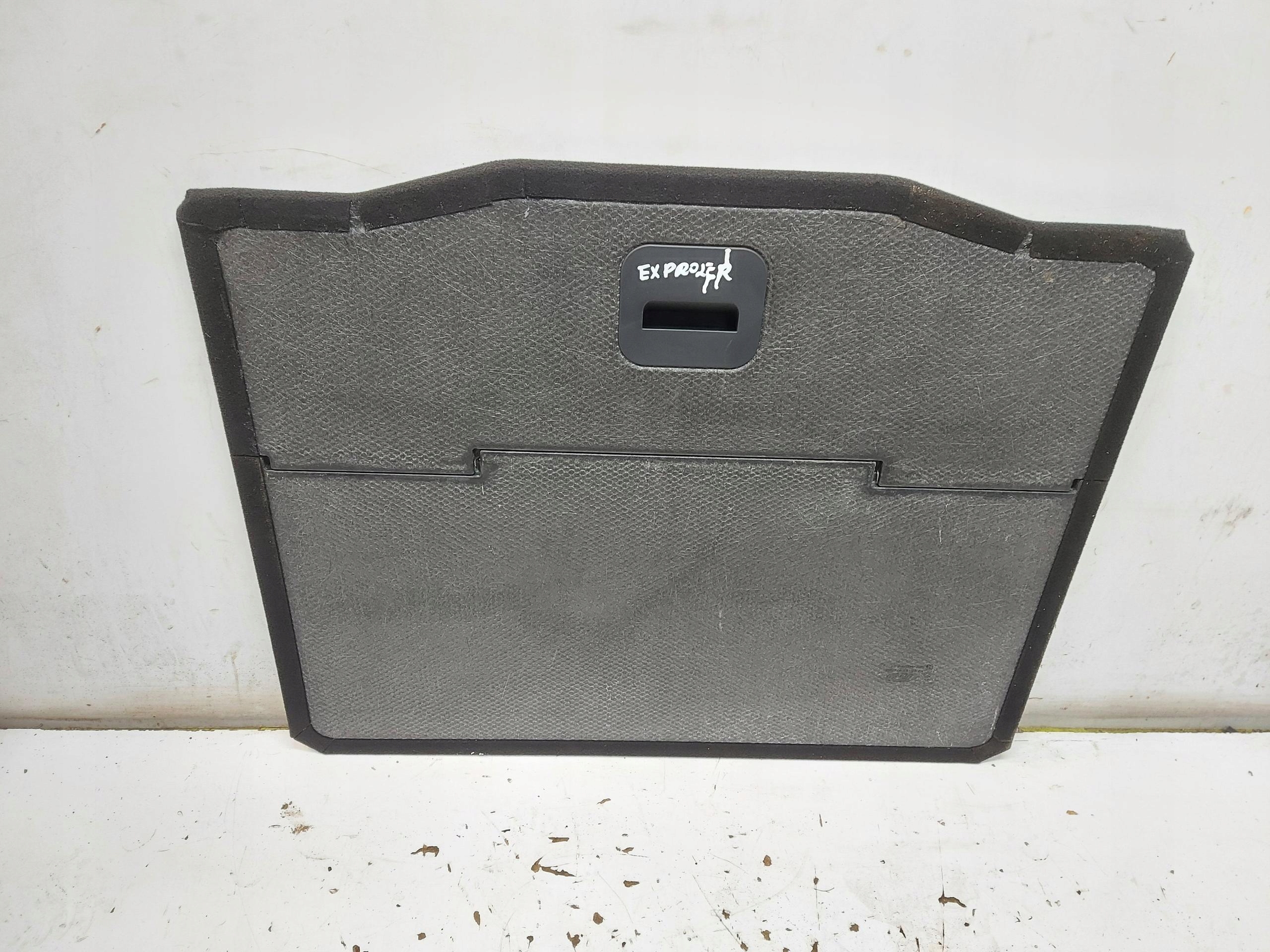 Ford Explorer VII R2KB, floor car carpet boot R2KB-S42844-A