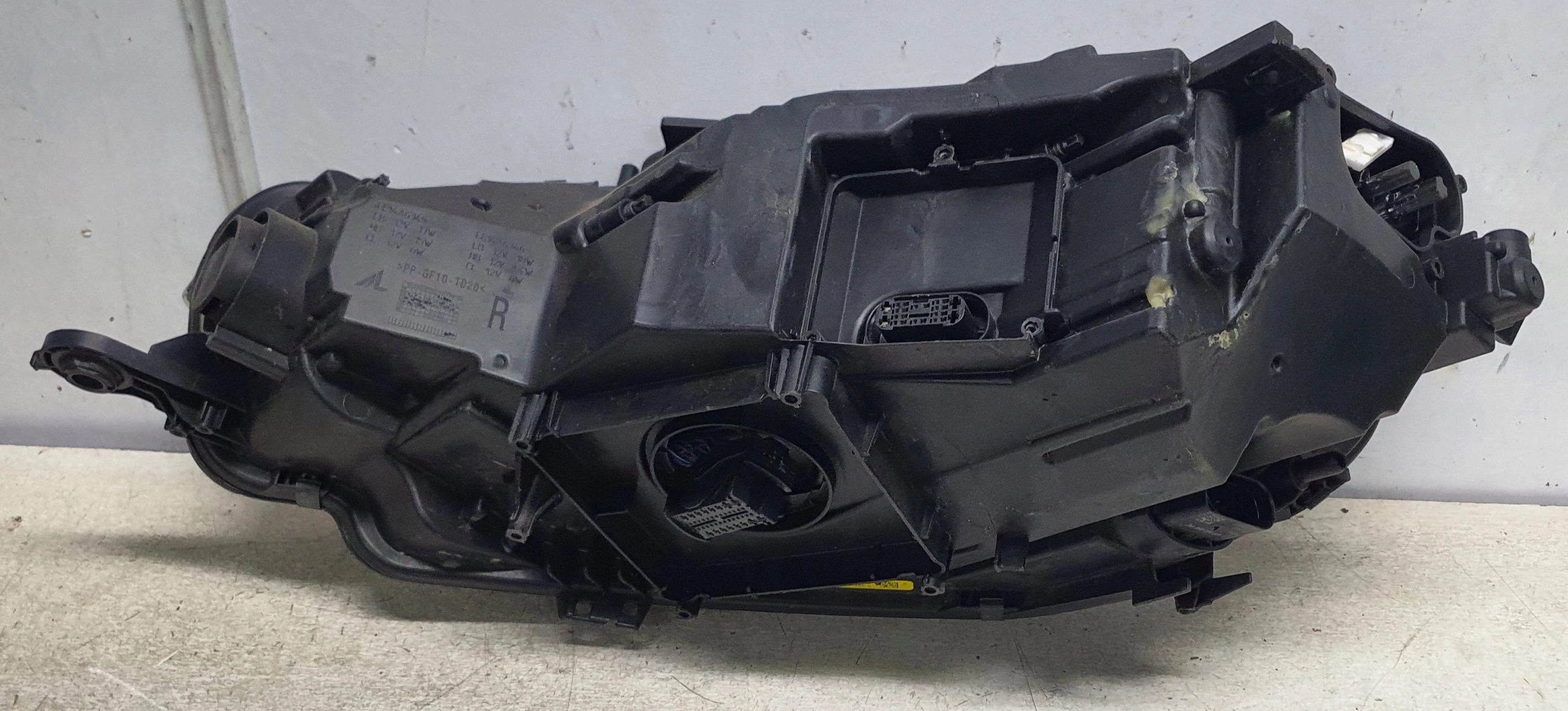 AUDI A5 S5 B9 8W6 16-19 light right MATRIX LED 8W6941036E original