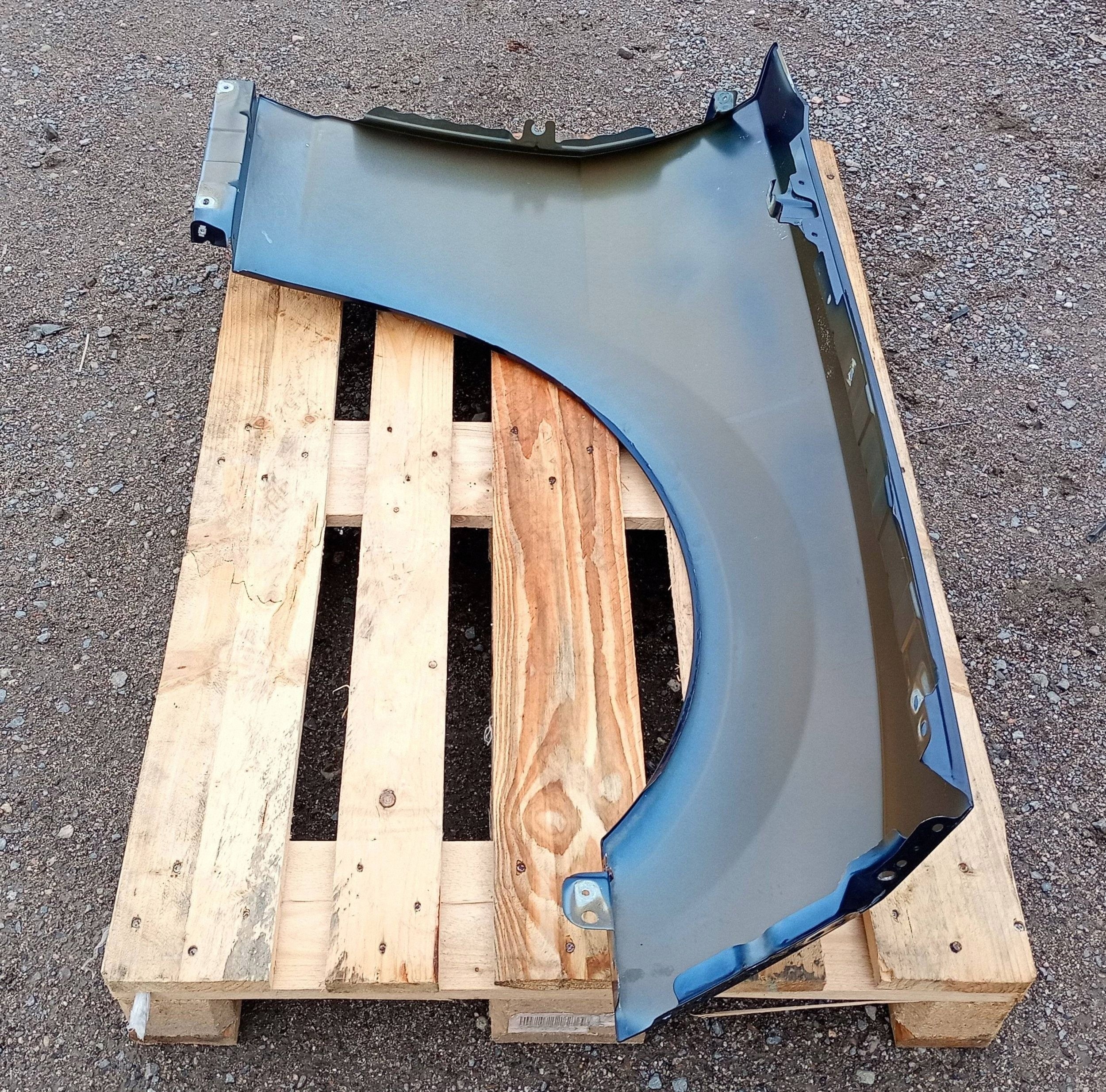 fender left front front left Chevrolet Camaro 2009-2015