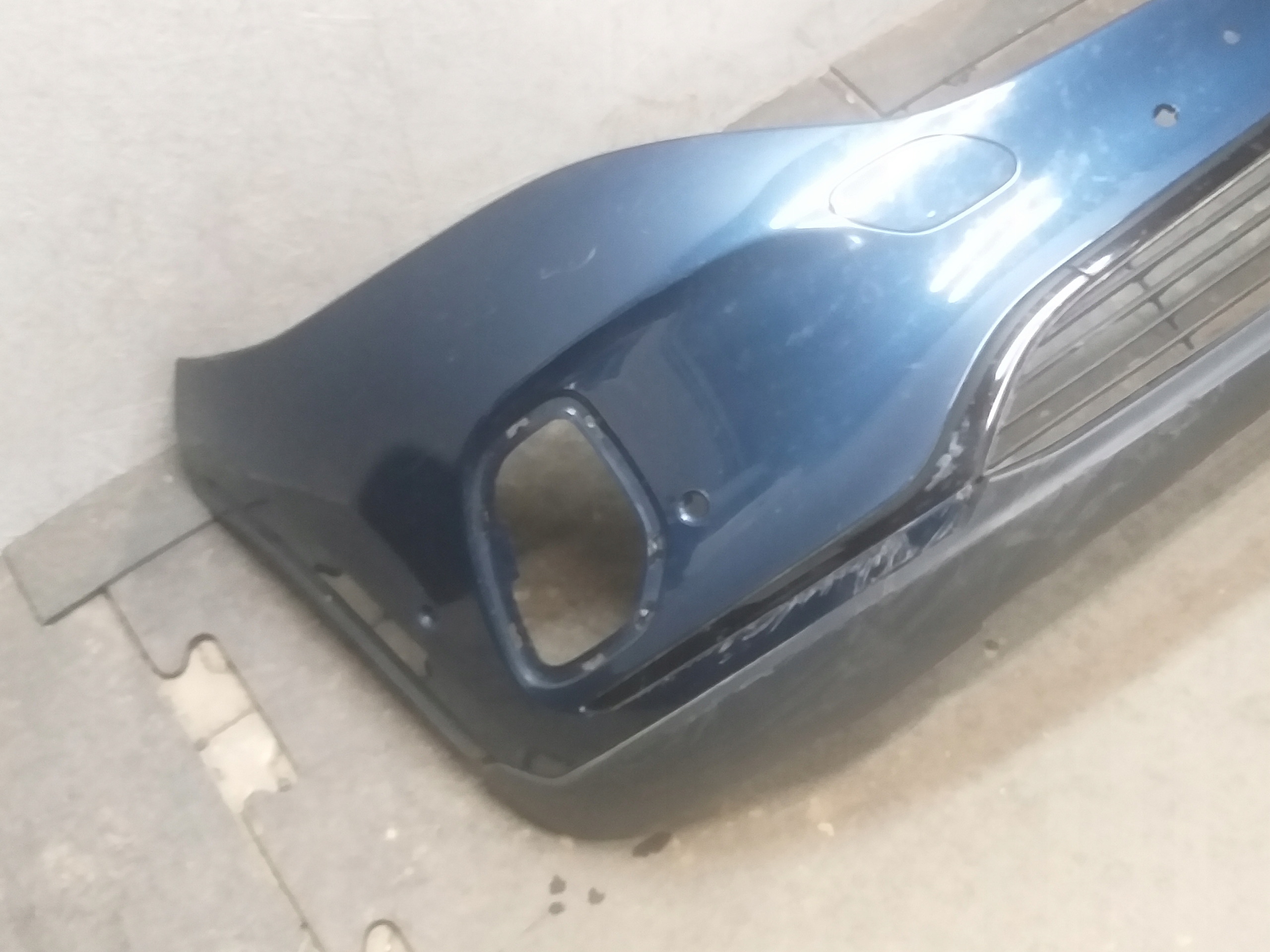 bumper front MERCEDES EQA EQB W243