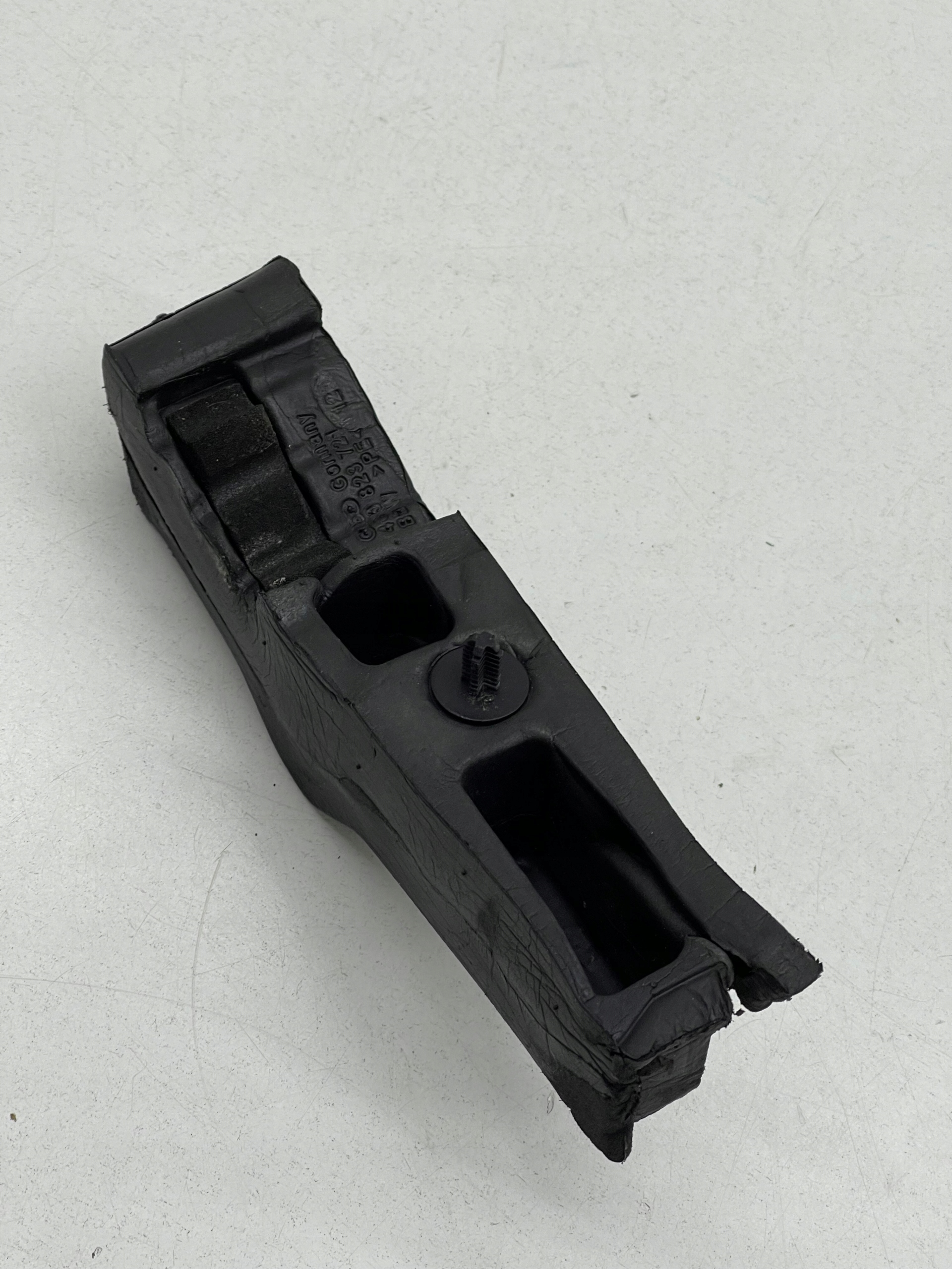 AUDI A6 C7 Joint Insonorisation pianka Aile Supérieure Gauche
