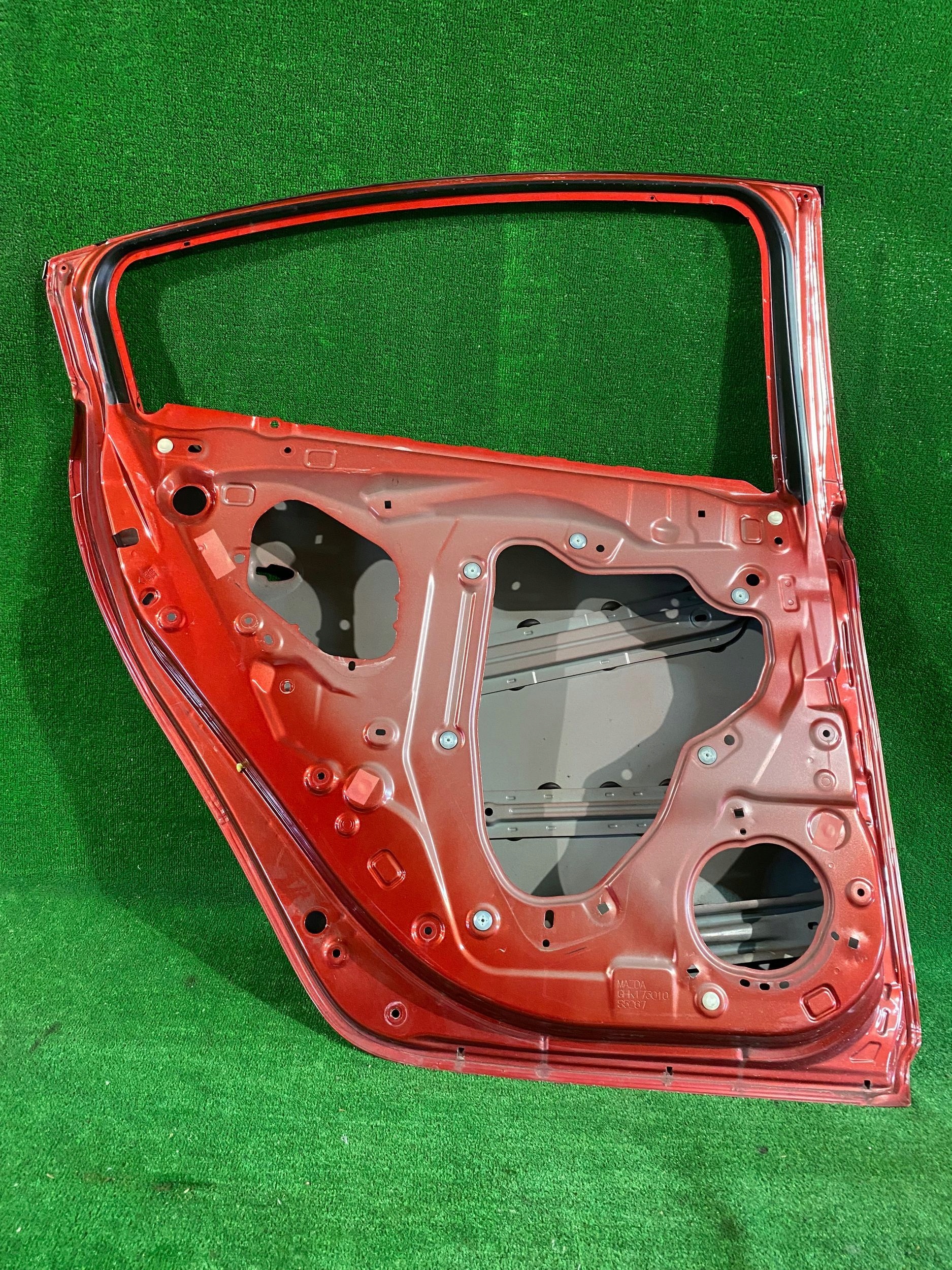 door rear. left left rear part MAZDA 6 GJ sedan 12