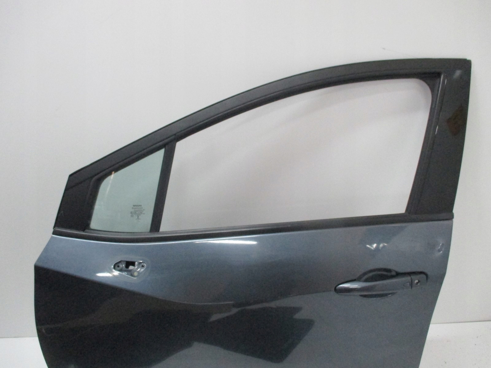 door Nissan Micra K14 18r left front
