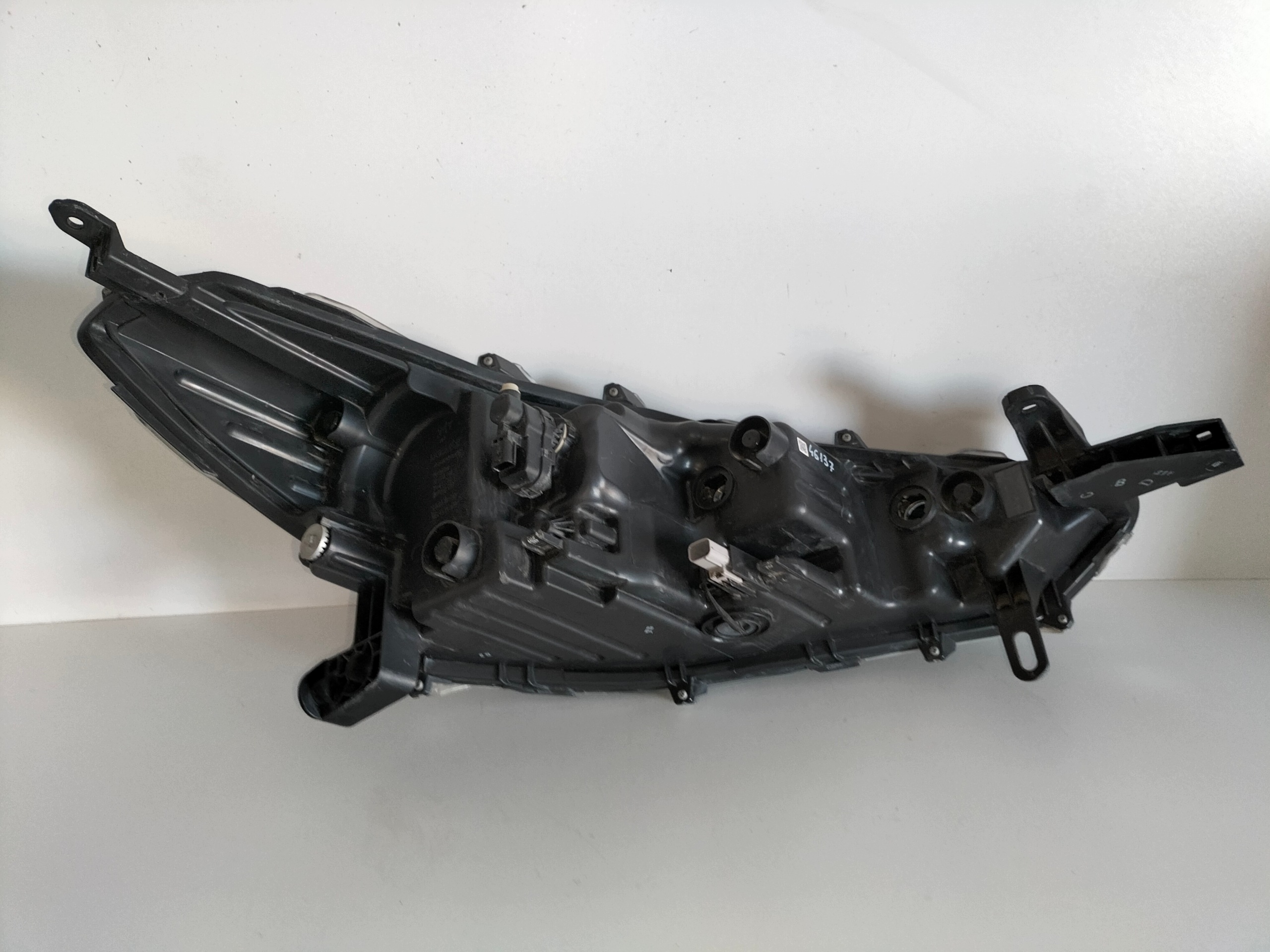 light front reflektor left TOYOTA COROLLA CROSS 20
