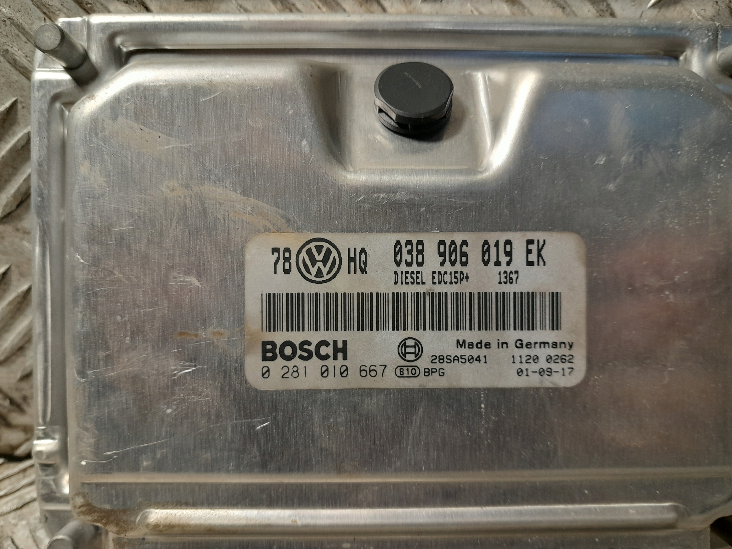 control unit computer of the engine VOLKSWAGEN VW PASSAT B5 1.9TDI 038906019EK