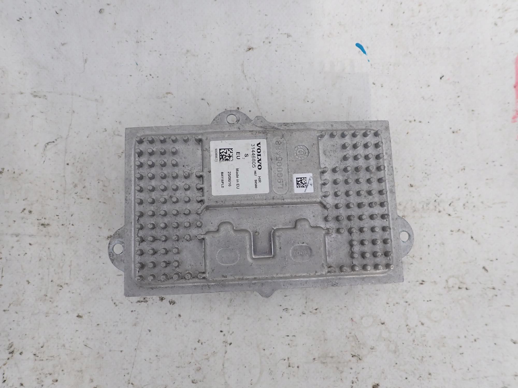 VOLVO V90 S90 16-> module control unit lights LED