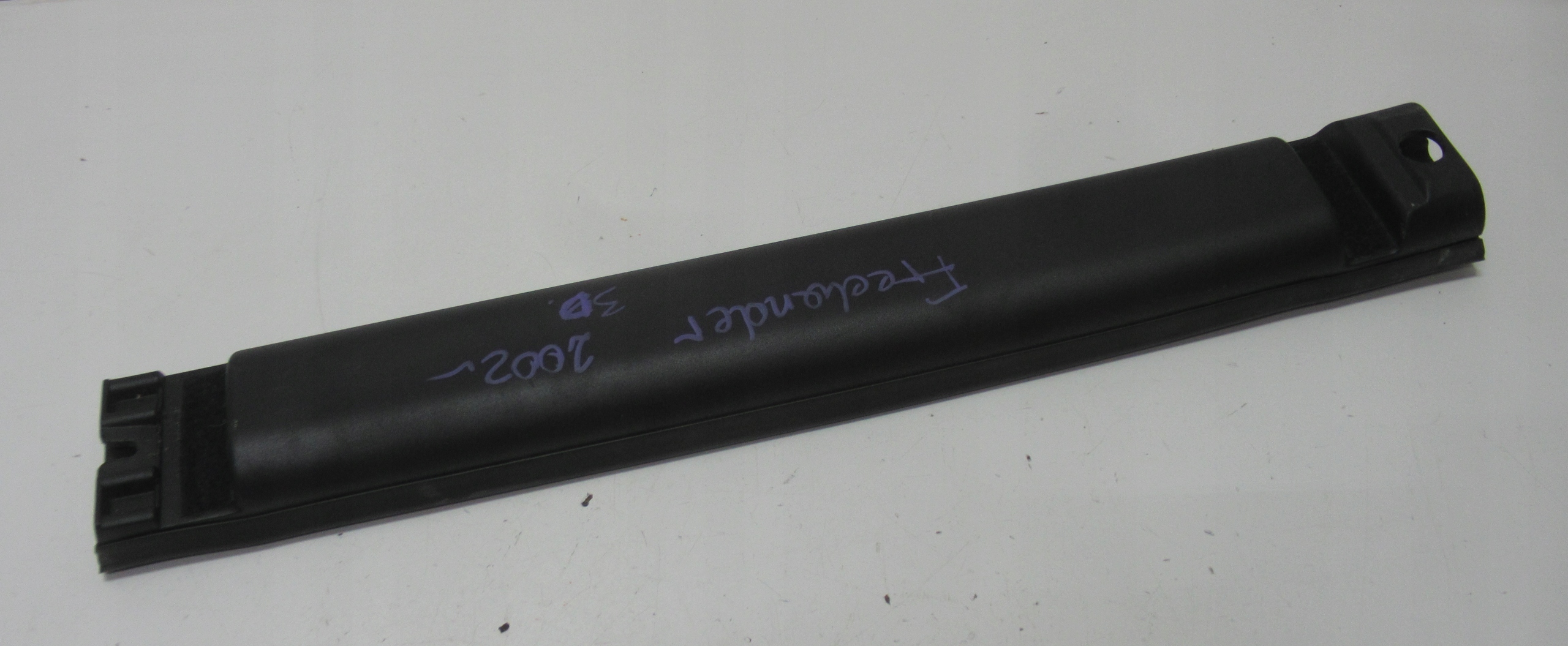 LAND ROVER FREELANDER 02R Moulage Support plaque