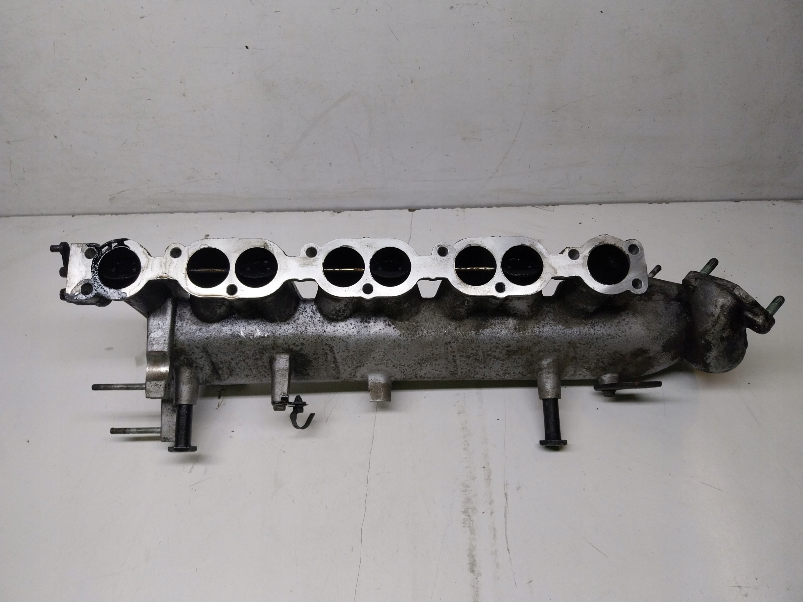 intake manifold Kia Carnival II 2.9 crdi