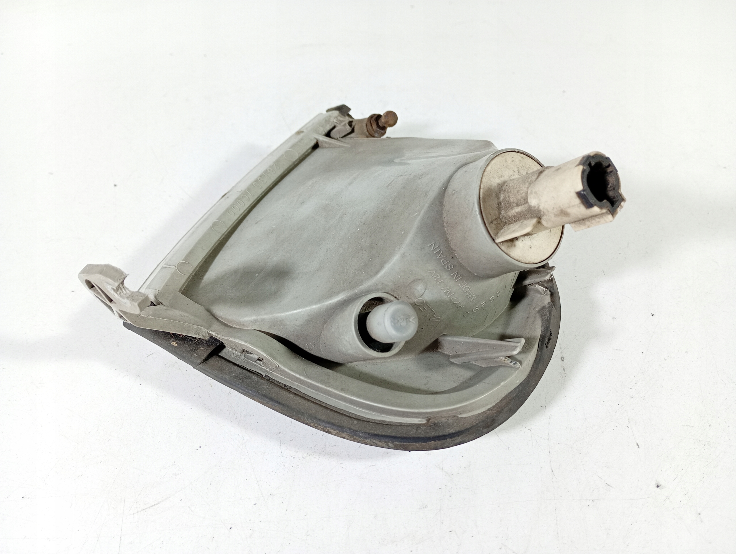 Nissan SERENA 1.6 93-01 indicator left VALEO