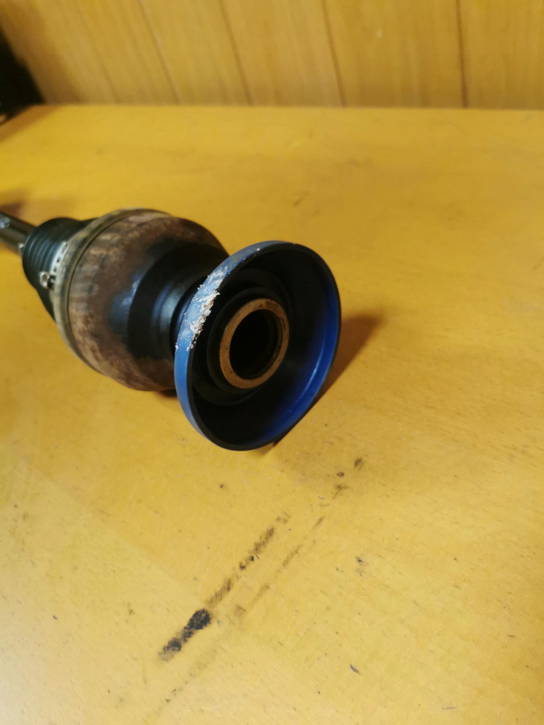 semi-axis front right VW TIGUAN and 5N 2.0 TDI 140KM