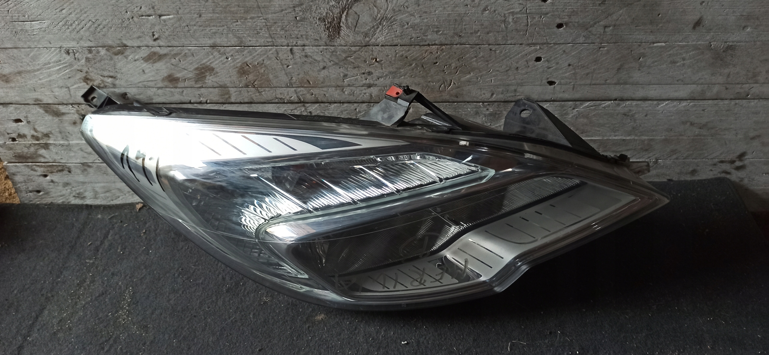 OPEL MERIVA B light right front UK 13253632