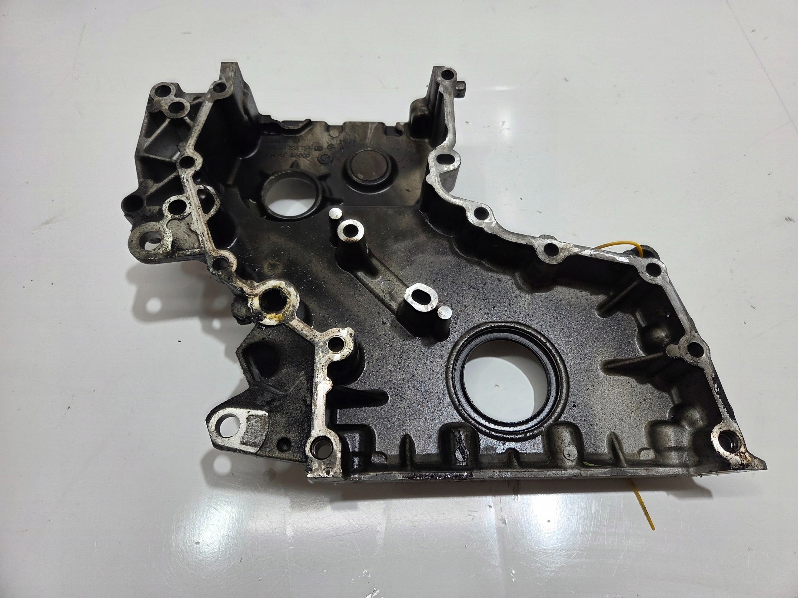coperchio carter distribuzione BMW E60 3.0 D OE 7786751