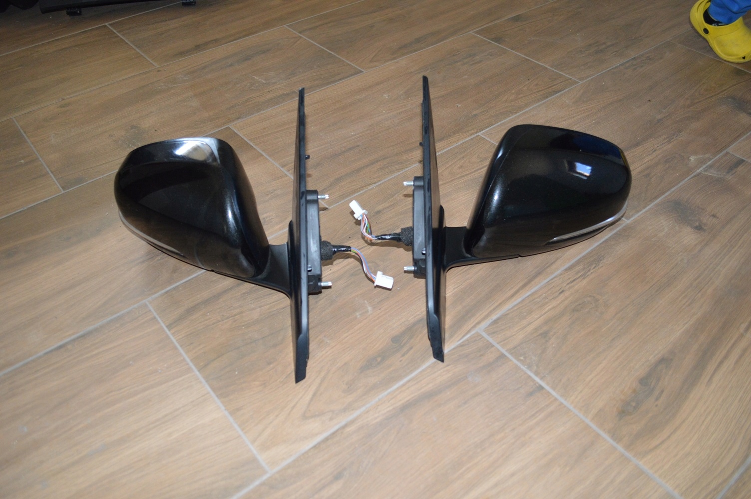 Lusterko 9 pin prawe Suzuki Vitara III 1.4T Strona zabudowy prawa