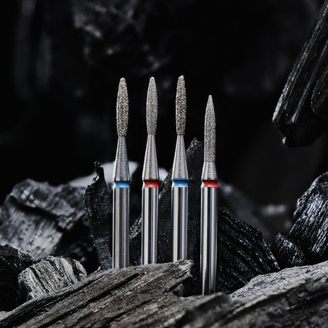 Staleks FREZ DIAMENTOWY do skórek STOŻEK ścięty 2,5 mm FA70B025/8 niebieski Stan opakowania oryginalne