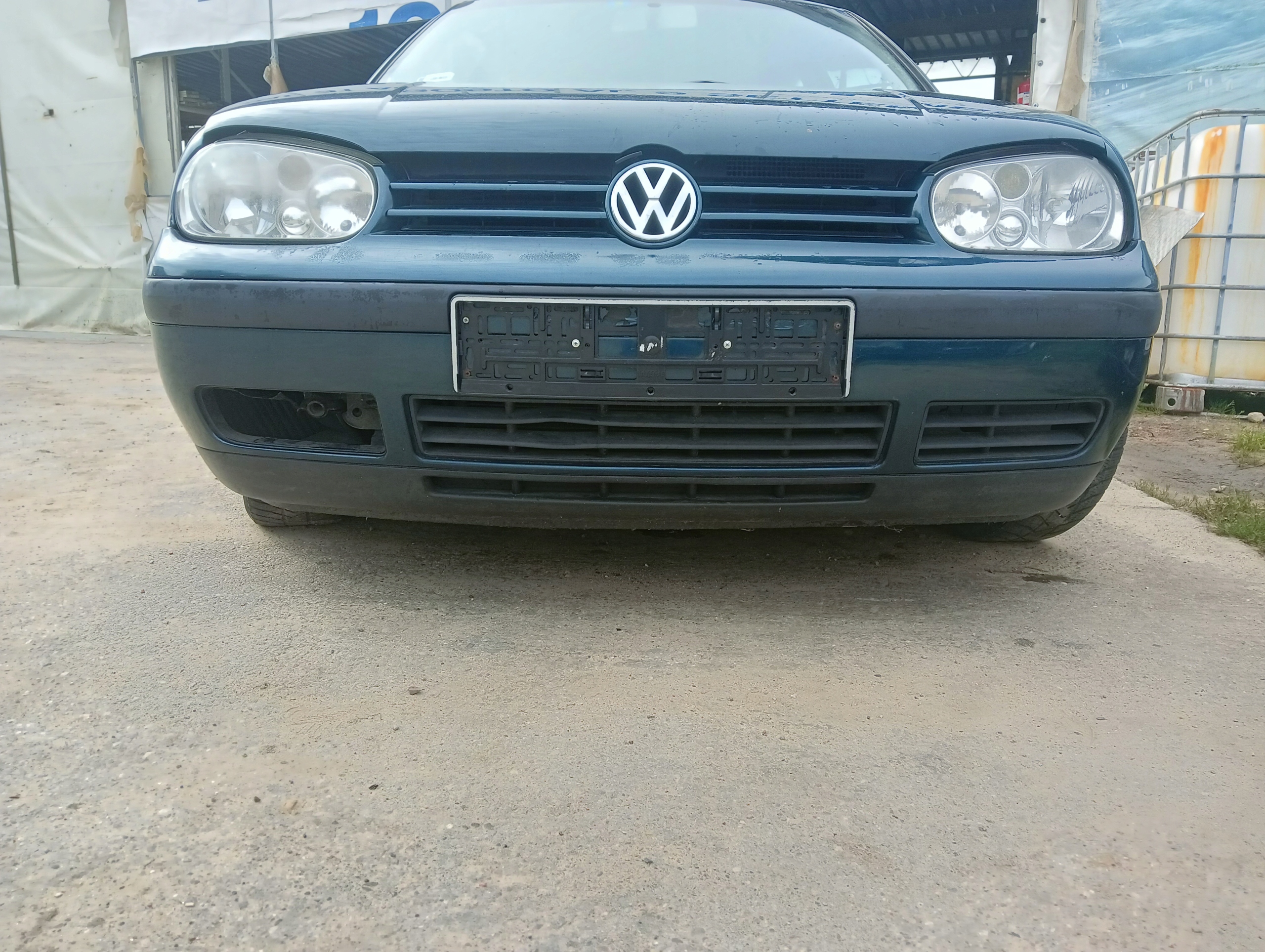 решетка радиатора Golf 4 без логотип vw Black