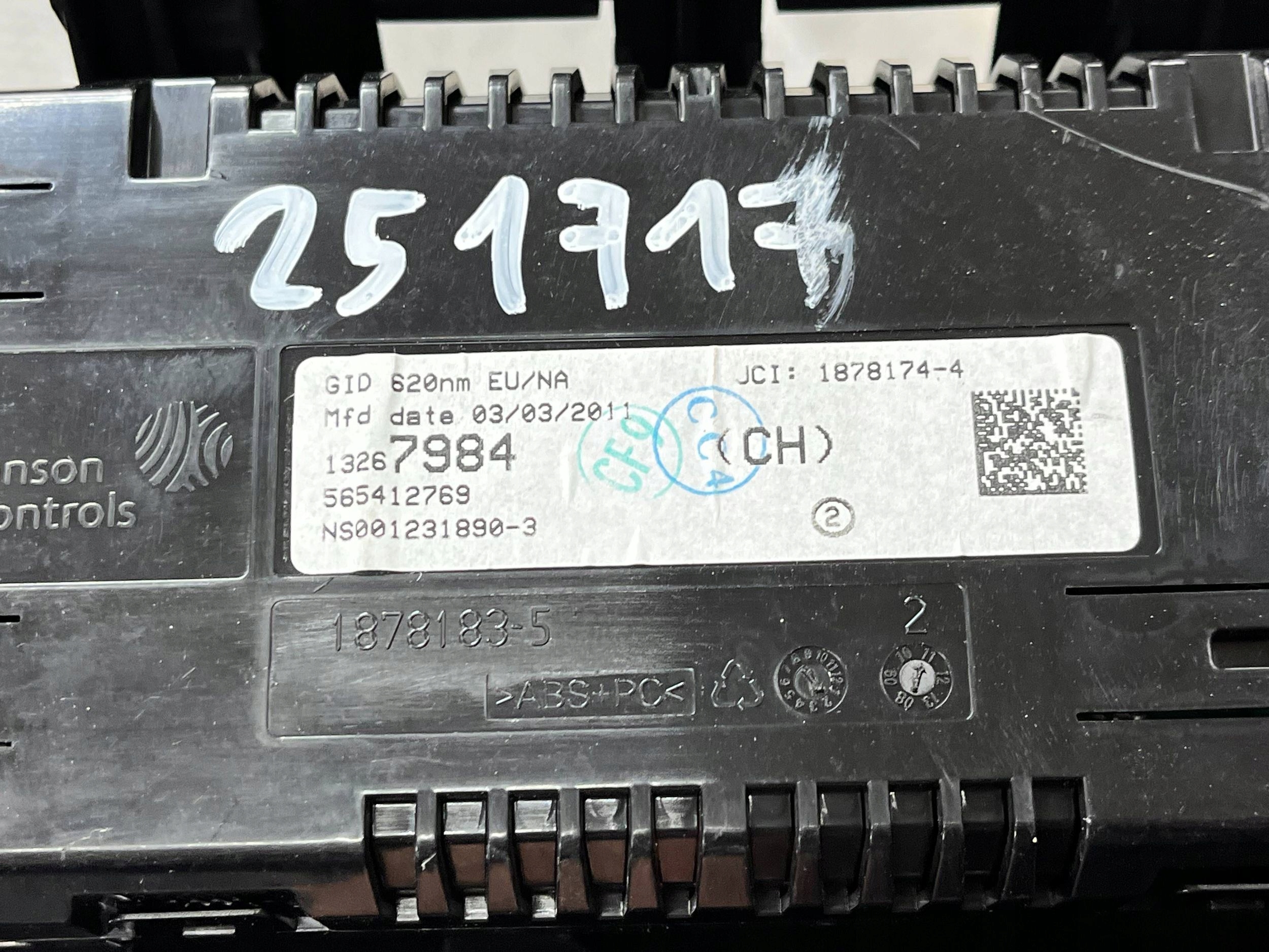 Bildschirm, z panelem Opel Astra J 13267984
