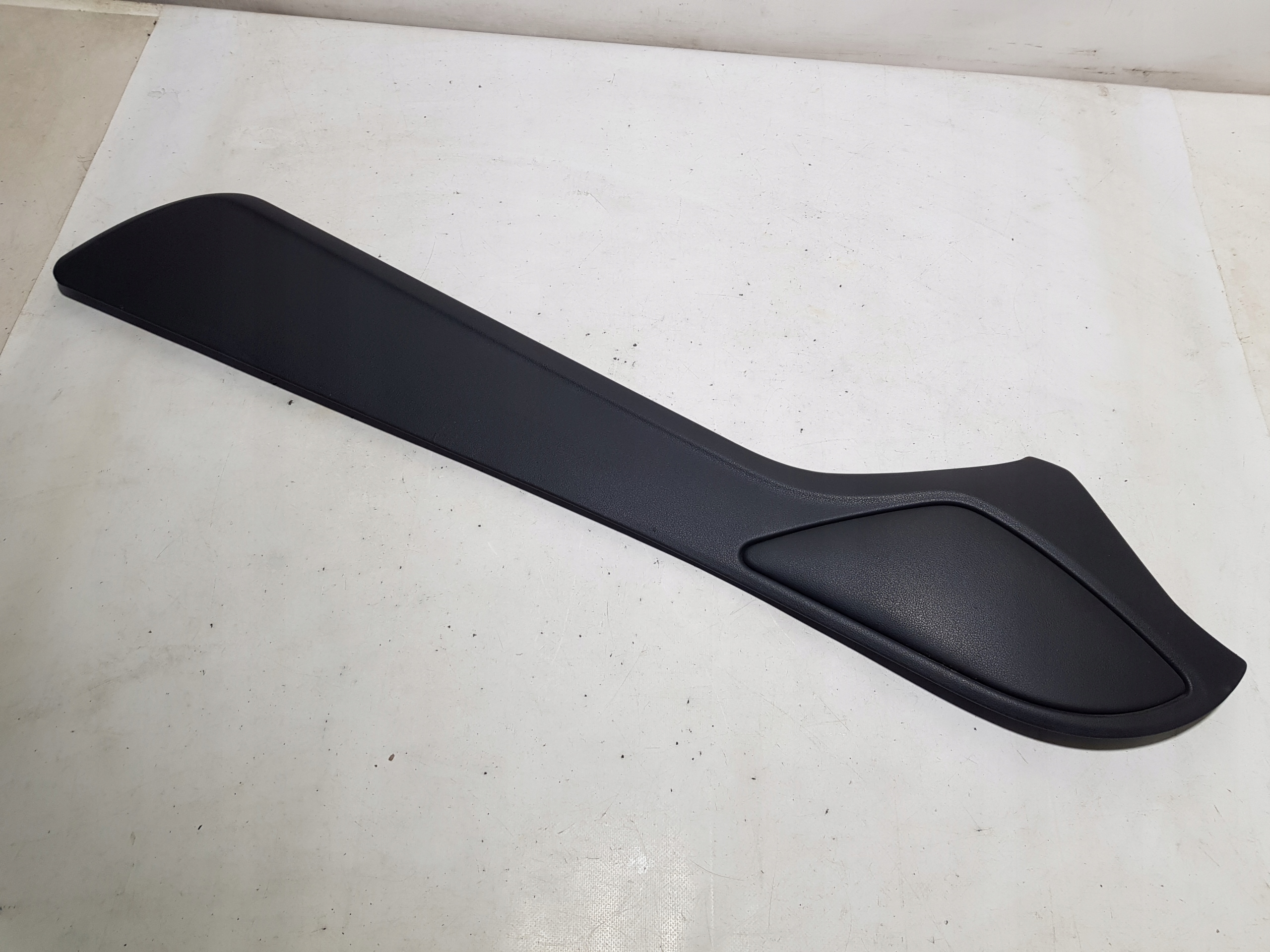 cap moulding cover TUNELU right AUDI A8 D4 4H 4H2863304