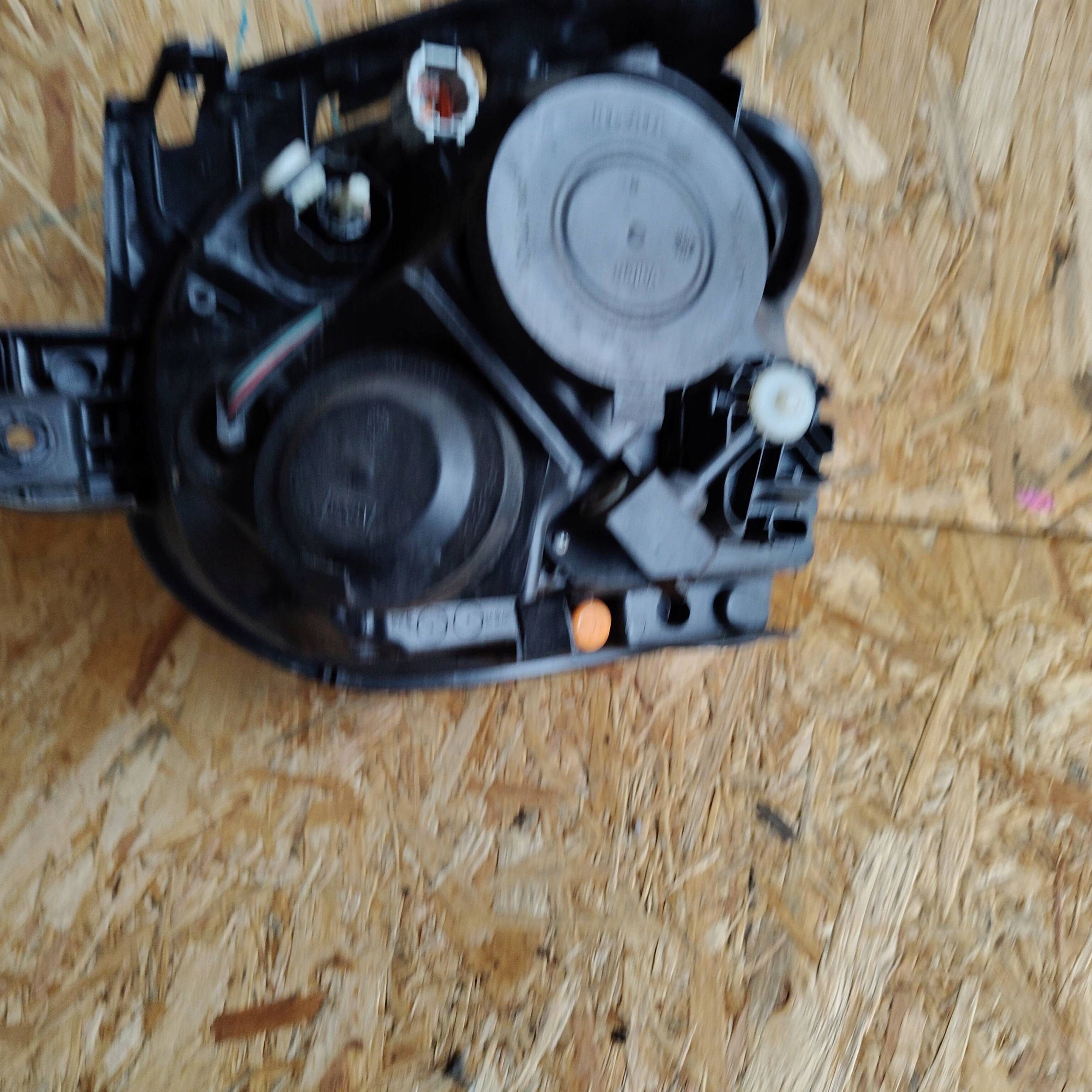 Reflektor front side right Nissan Juke and F15 1K137377