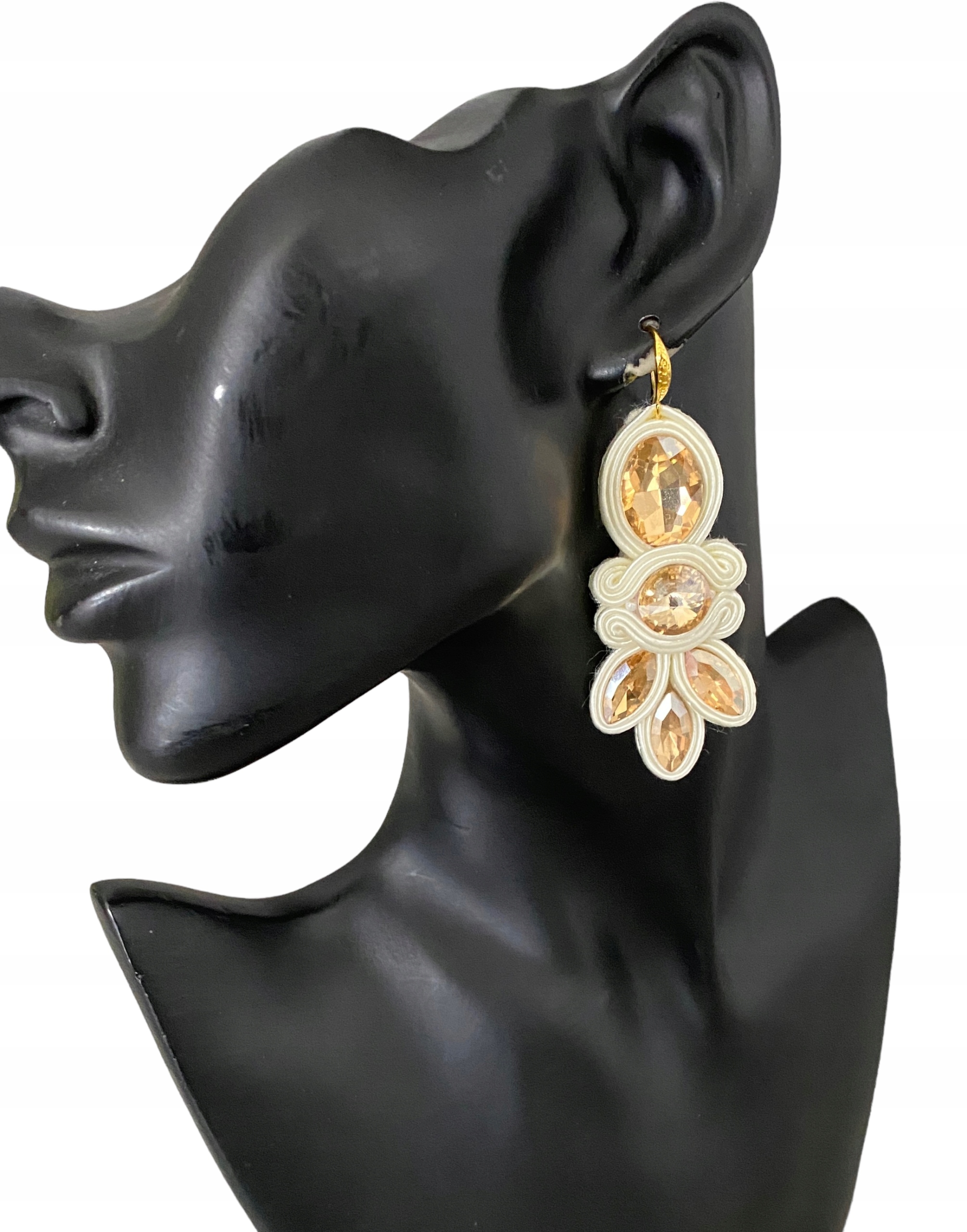 Champagne, beżowe, kremowe kolczyki ślubne sutasz Materiał Posrebrzany Srebro Inny