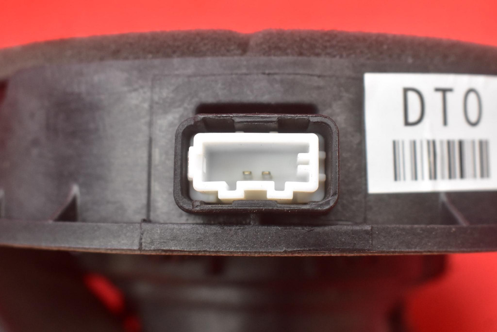 speaker right rear part 96330-M5000 HYUNDAI NEXO 18