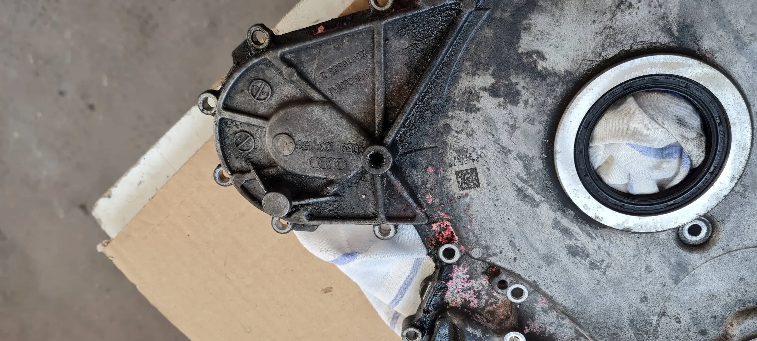 Q7 4M II cover gearbox cover 3.0 TDI 059103153CJ A6 A7 A4 B9 8W CRT