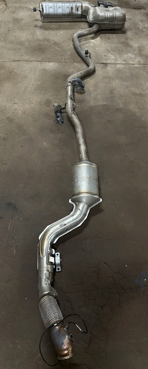 IDEALNY KPL. Échappement AUDI A5 B10 2.0d 1